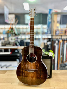  Eastman | PCH2-TG-CLA | Solid Top | Acoustic-Electric Traveler | Classic Burst
