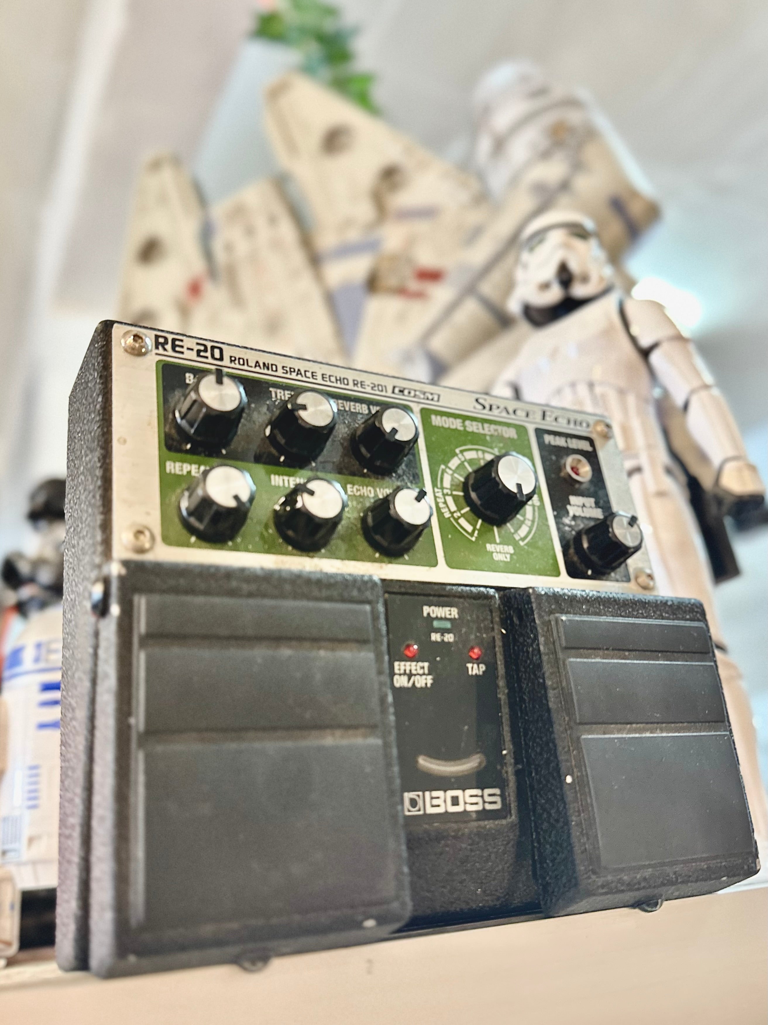 BOSS | RE-20 | SPACE ECHO PEDAL | Pre-Loved