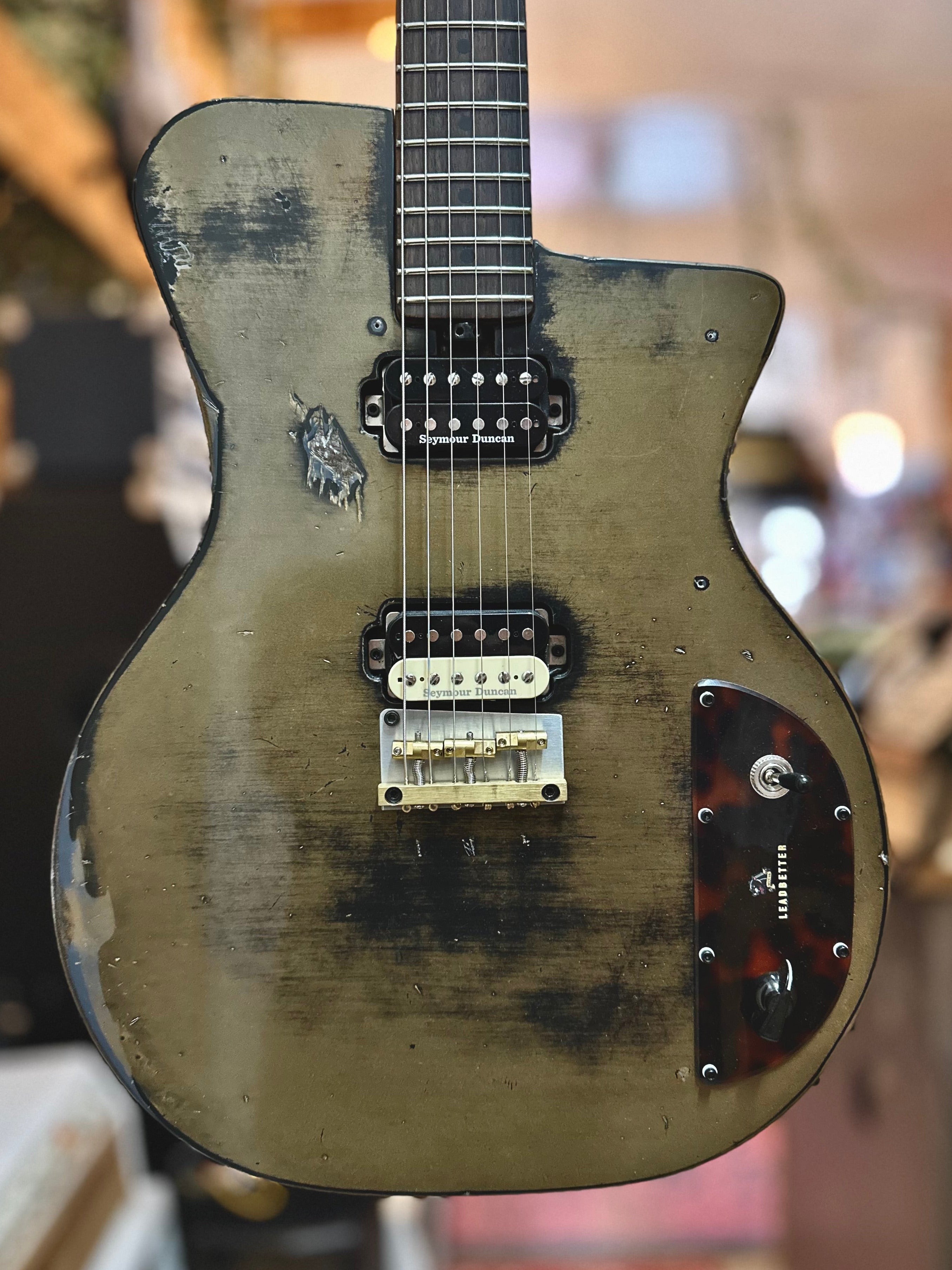 Leadbetter | Black Eyed Bruiser | 2025 Custom Shop Edition | Seymour Duncan Pickups | Relic Gold over Black