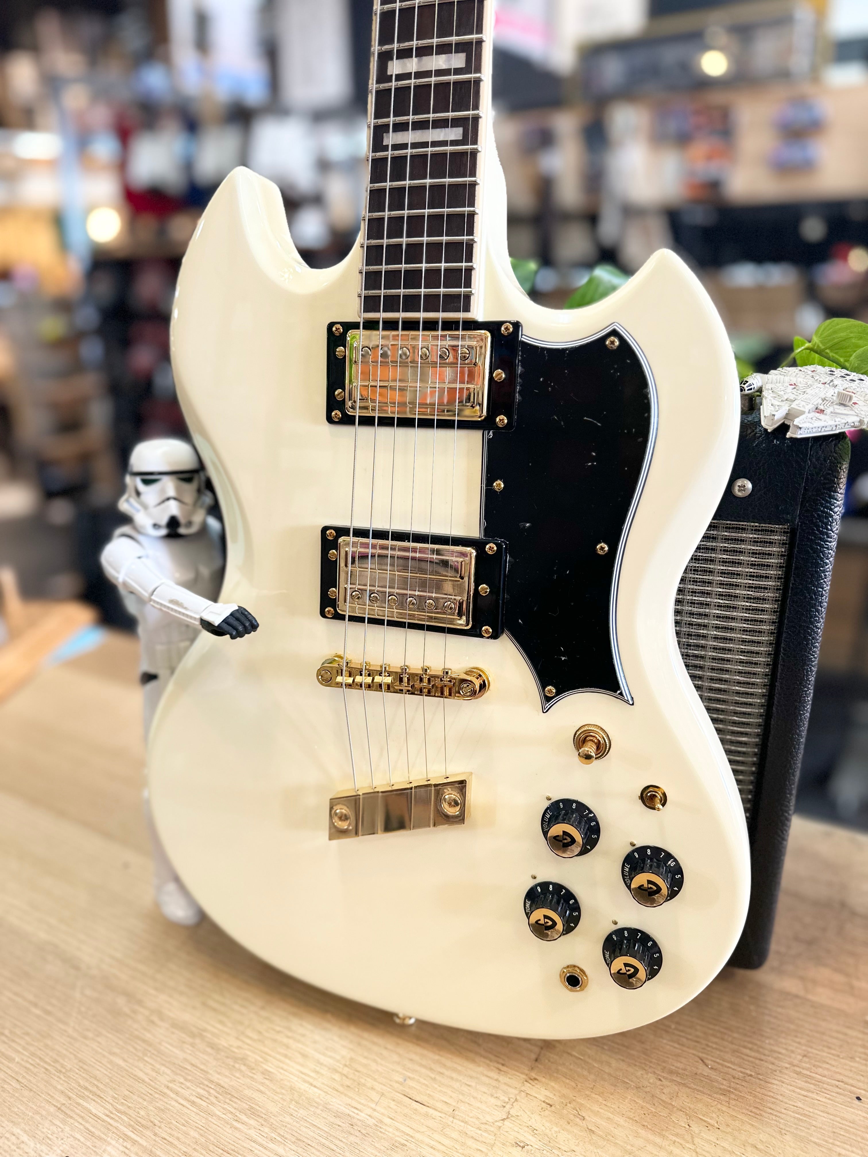 Guild | S-100 Polara Kim Thayil | Vintage White