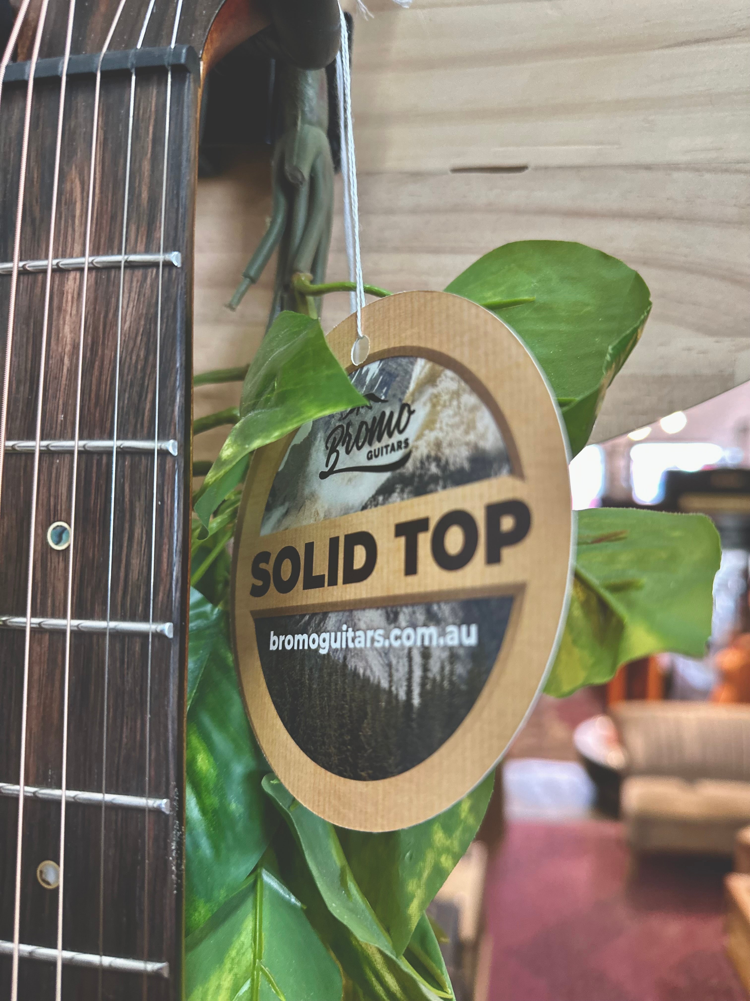 BROMO | BAT2MCE | Solid Top | Tahoma Series Acoustic-Elec Guitar