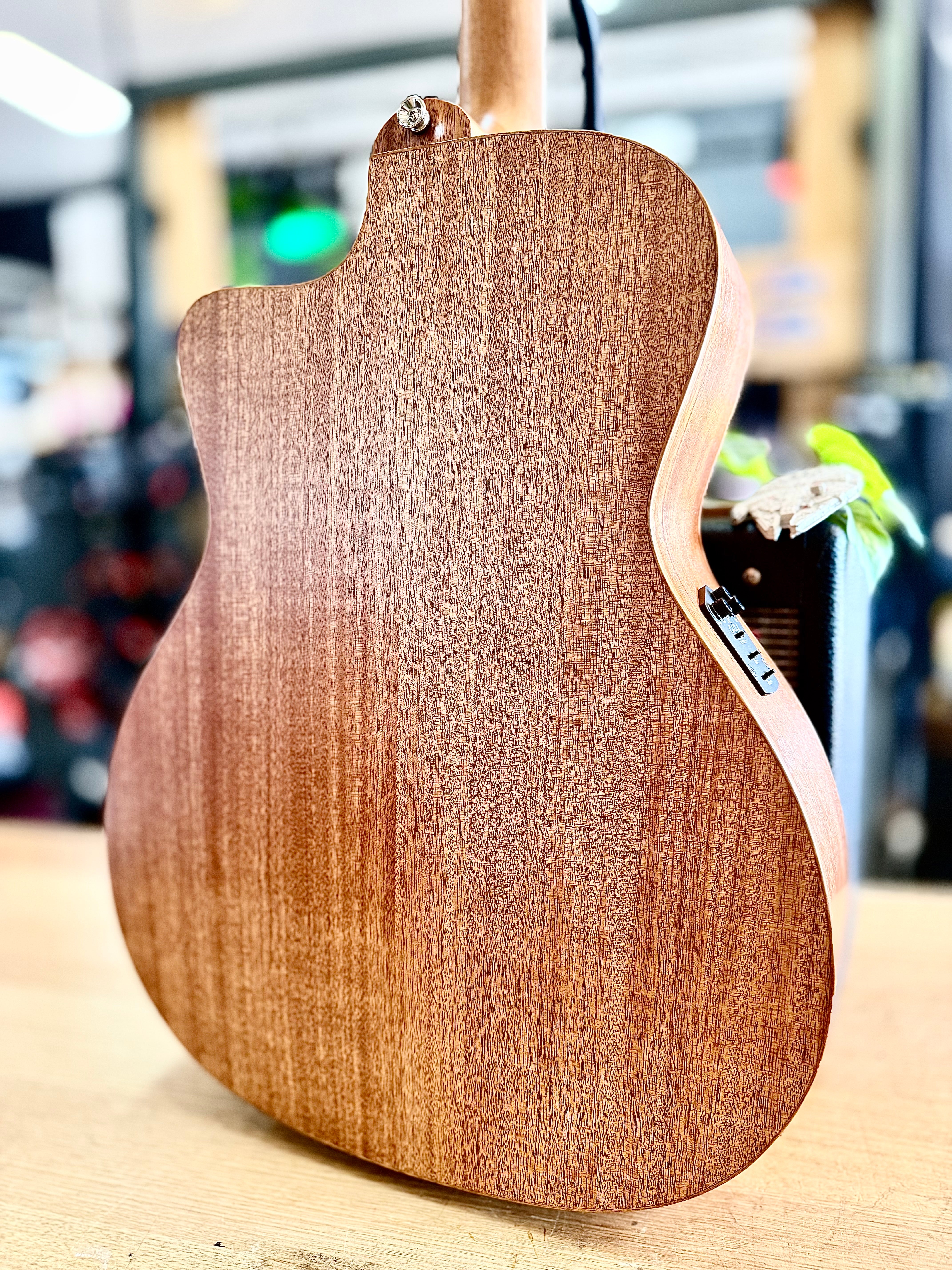 Cole Clark | STUDIO | AN1EC-MMAH | African Mahogany | Acoustic/Electric