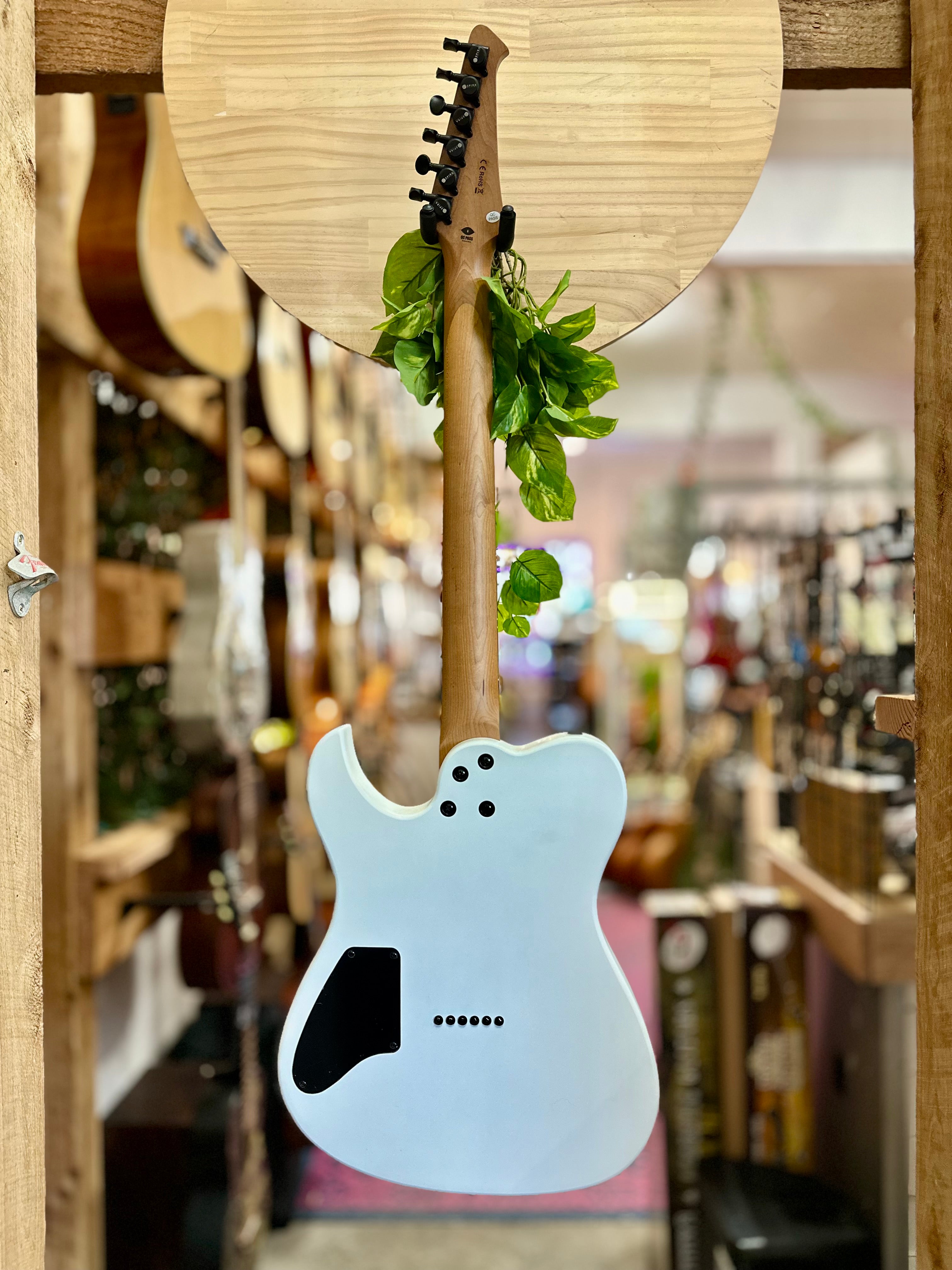 Spira Guitars | T-400 WHT | Satin White