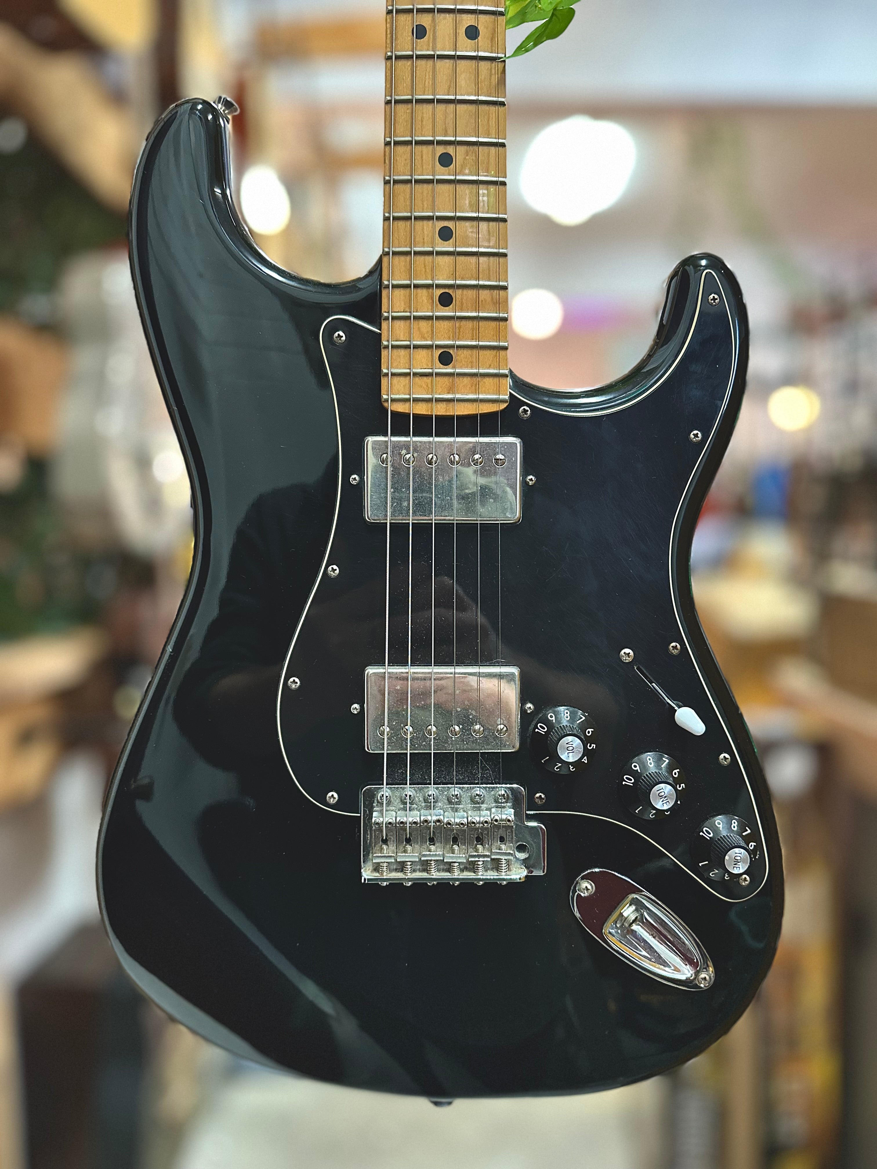 Fender | Blacktop Stratocaster | HH | MIM | Pre-Loved