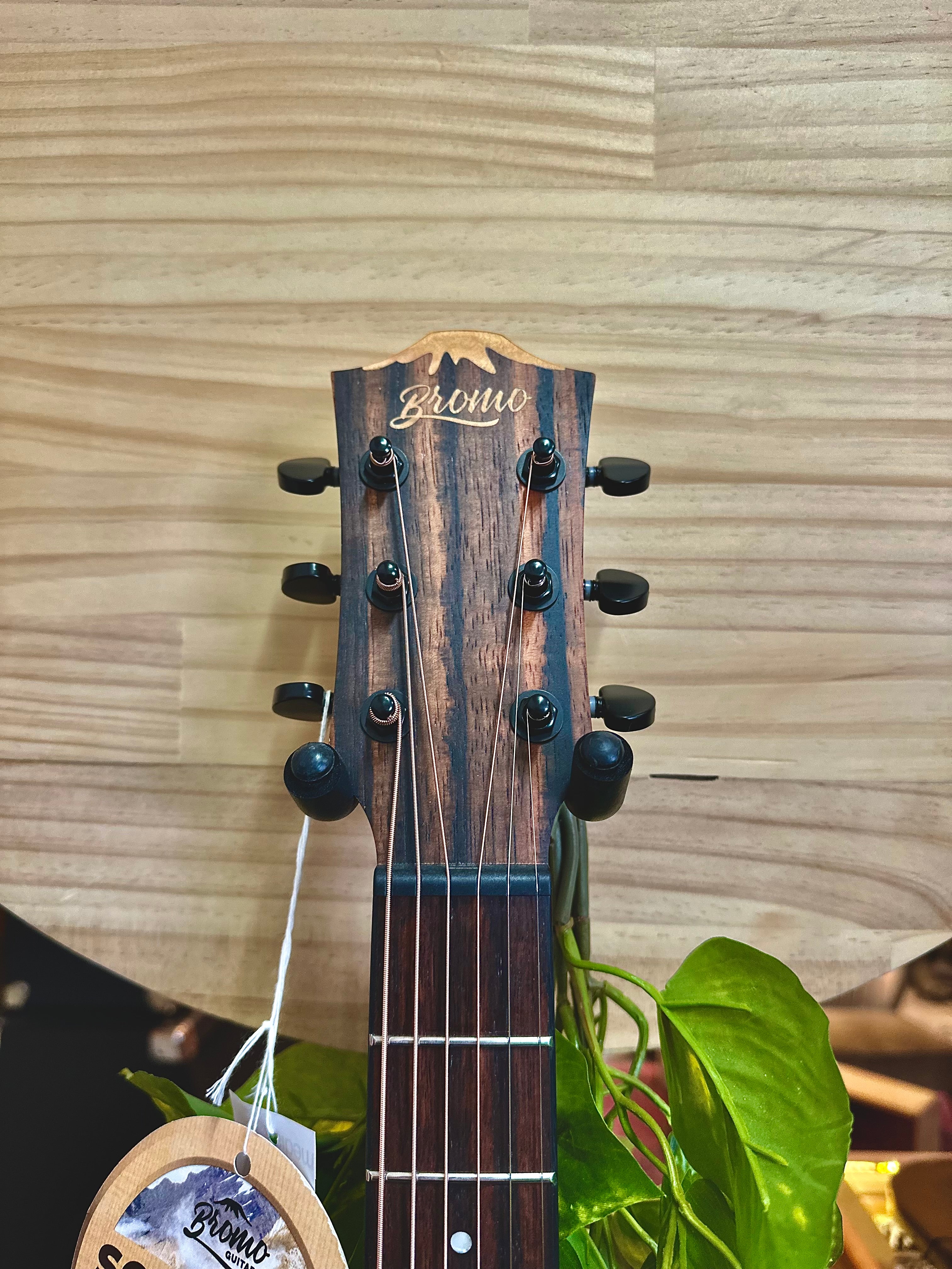 BROMO | BAA8S | Solid Top | Mini Jumbo | Appalachia Series Acoustic Guitar