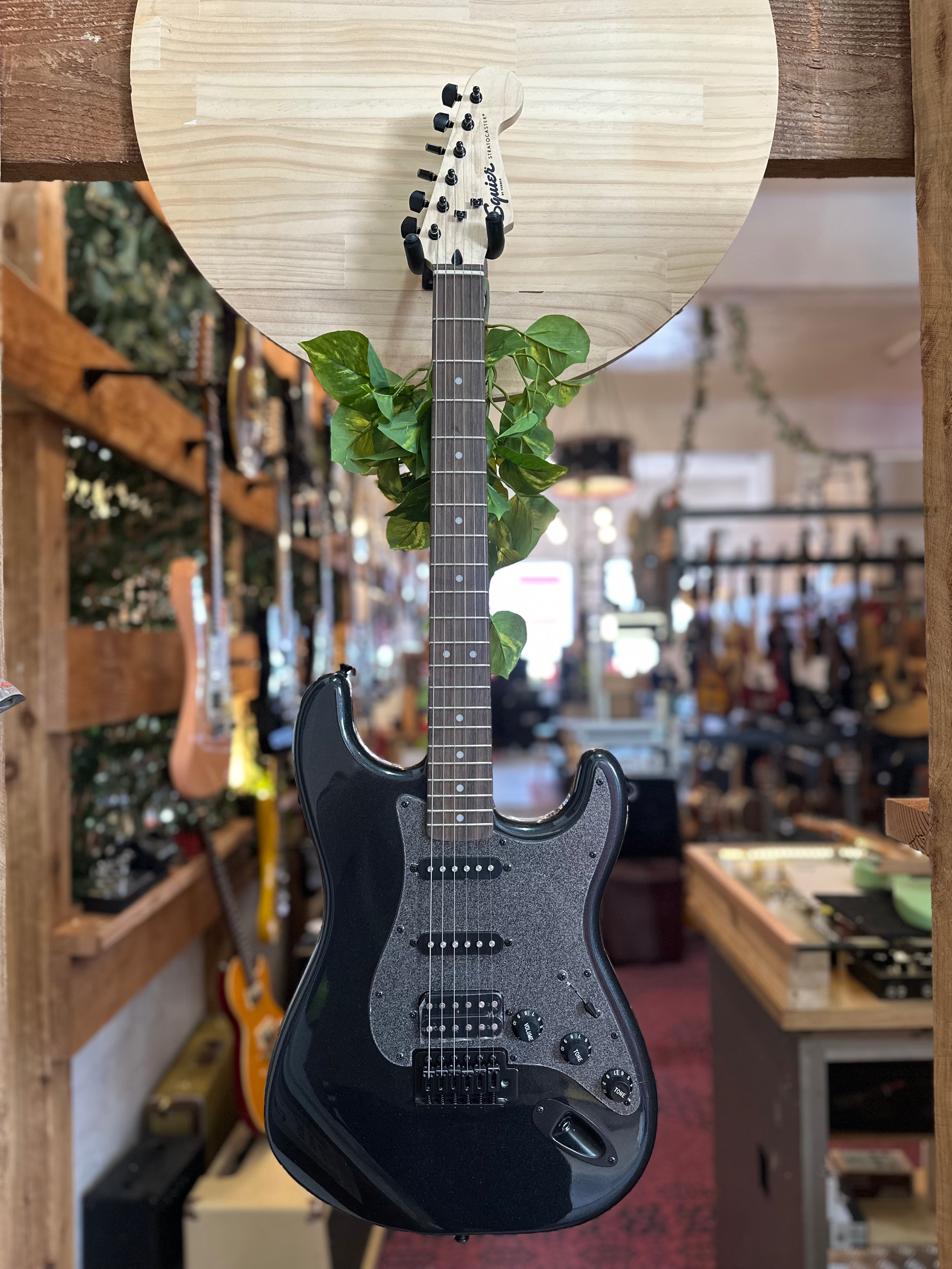 Squier | Bullet Strat | HSS | LTD ED SPARKLE BLACK | with HARDCASE | Pre-Loved