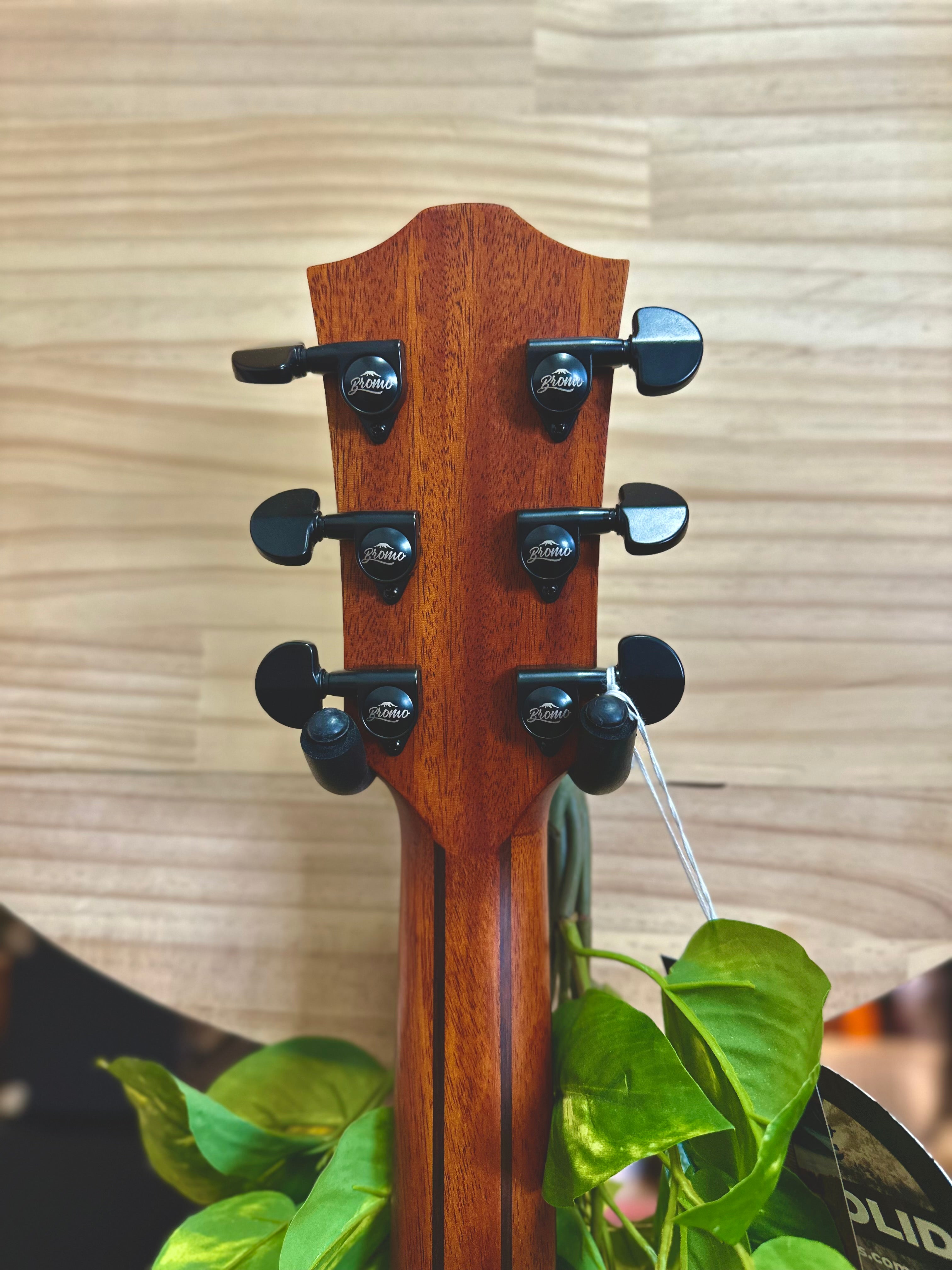 BROMO | BAR5CE | All Solid |  Rocky Mountain Series Acoustic-Elec Guitar