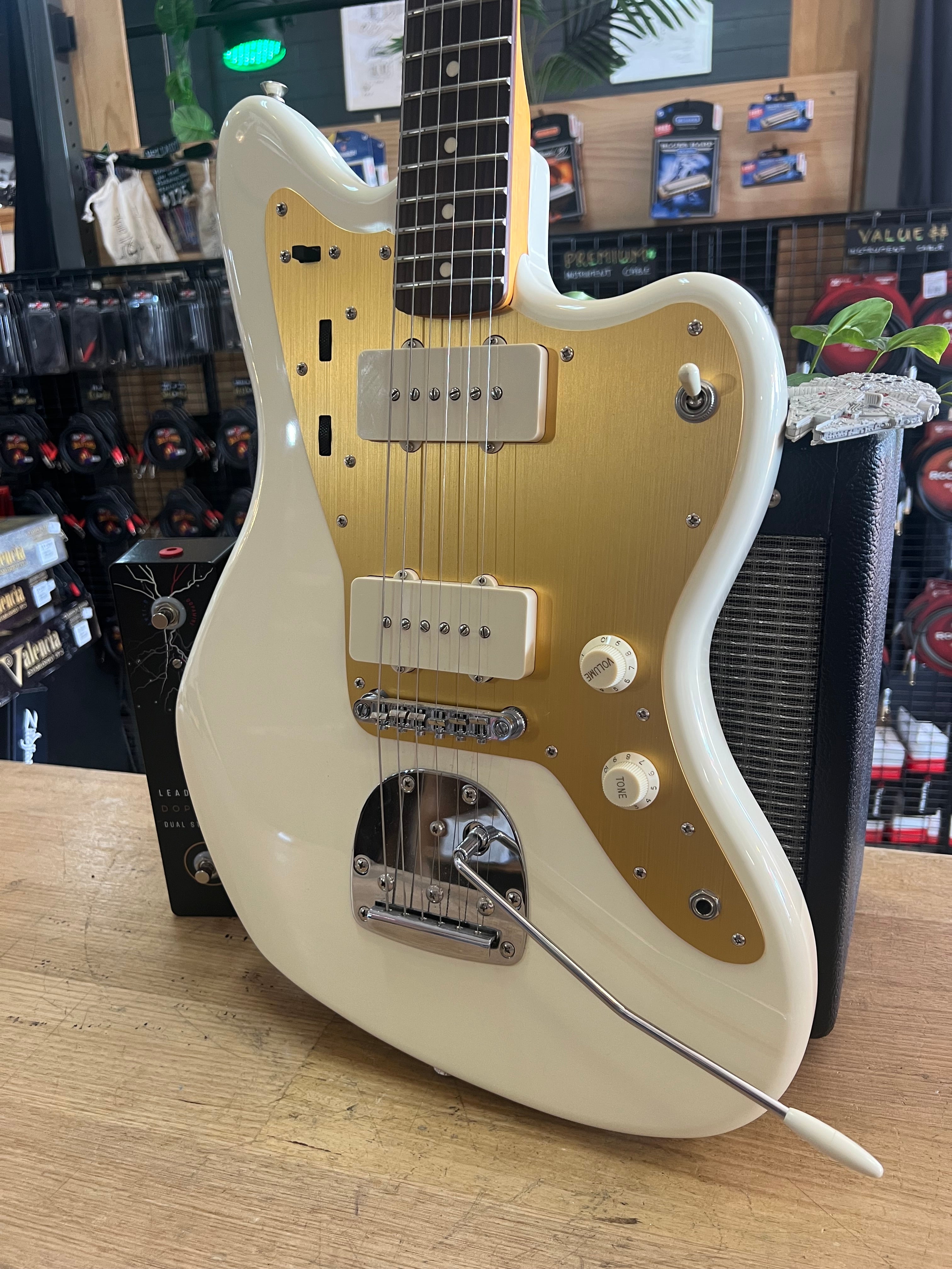 Squier | J Mascis Jazzmaster | Vintage White | Pre-Loved