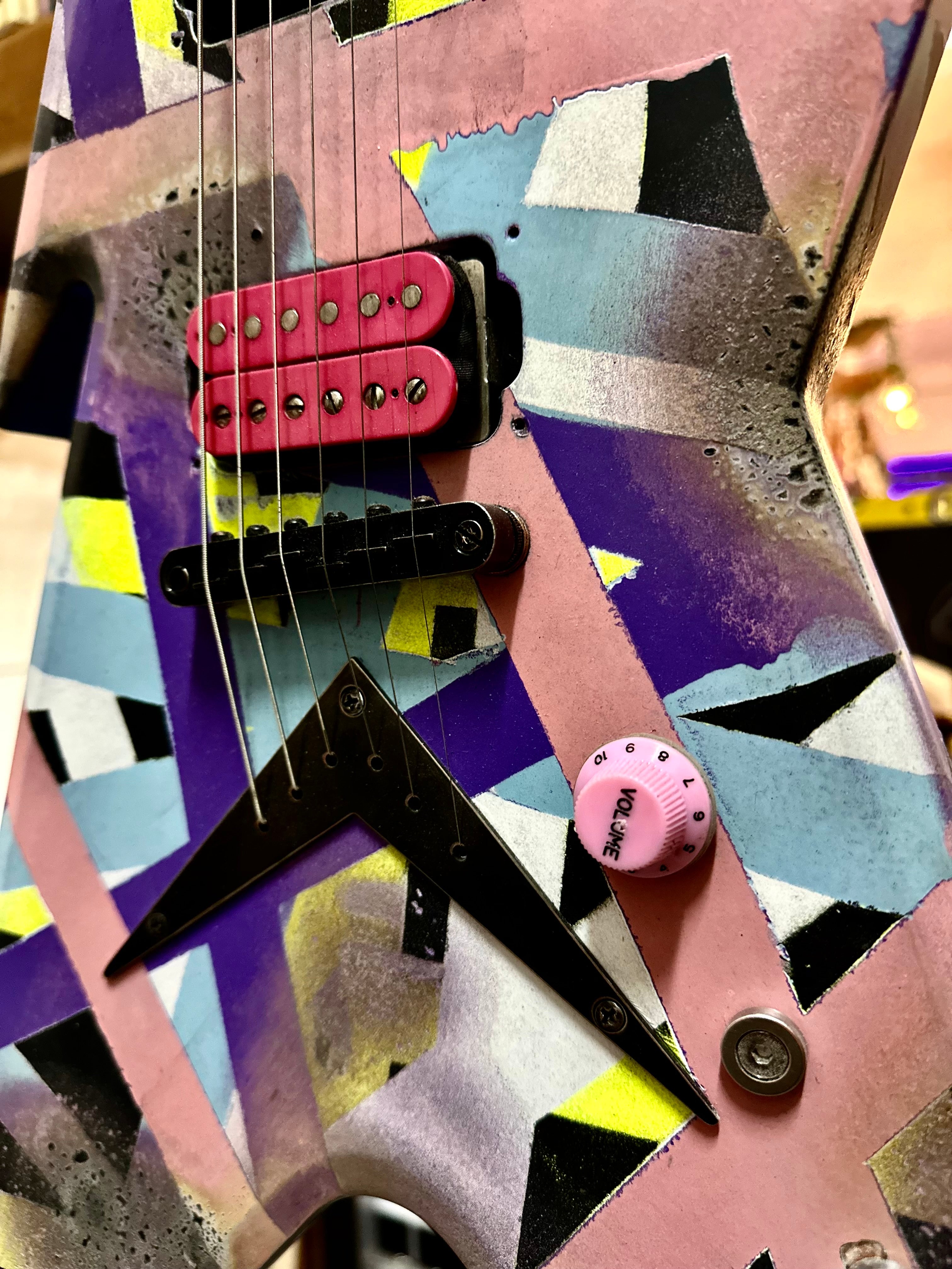 Dean | Leadbetter Rabid Dog Relic | Razorback X Custom | EVH on ACID relic’d finish