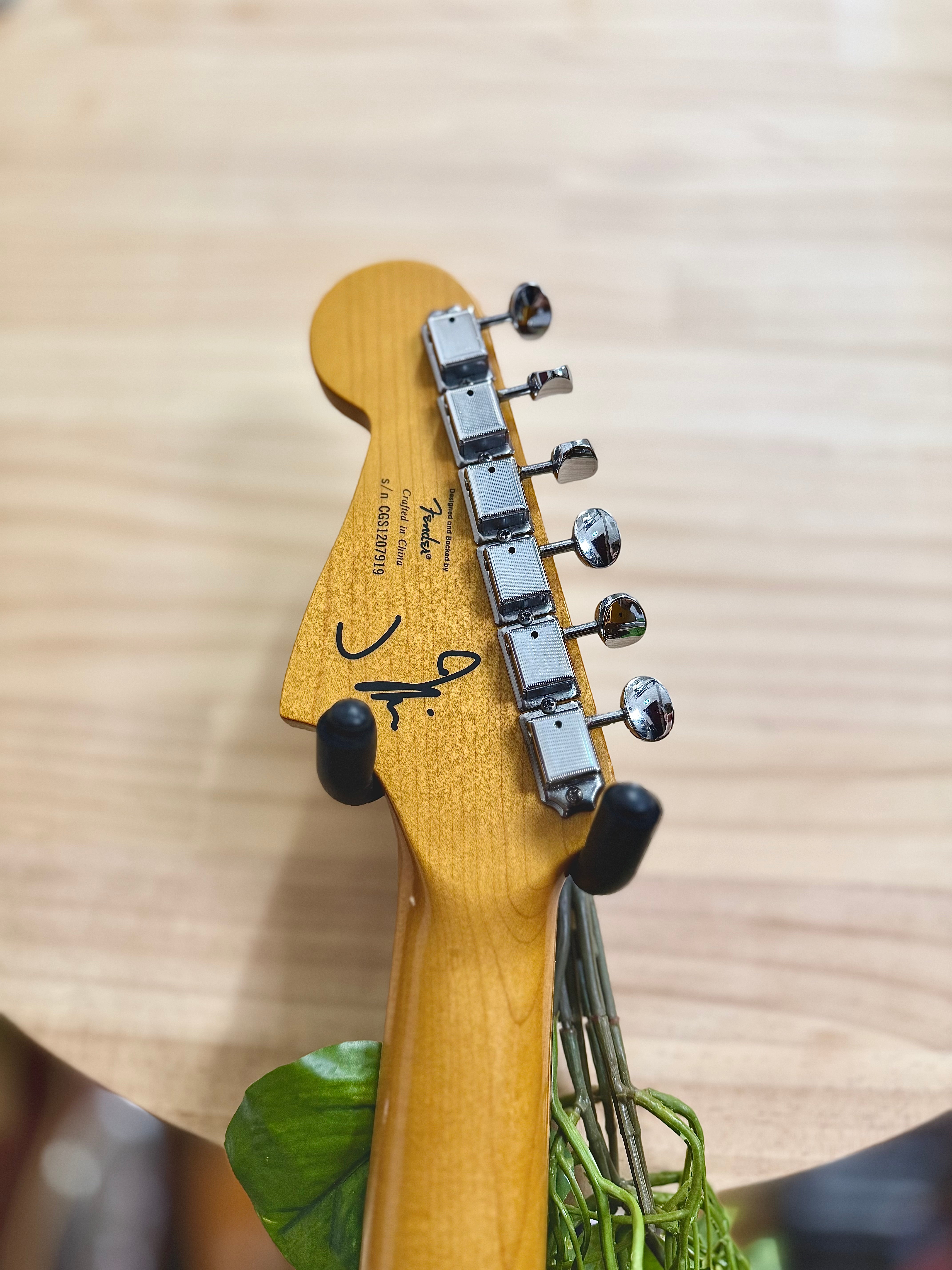 Squier | J Mascis Jazzmaster | Vintage White | 2012 | Pre-Loved
