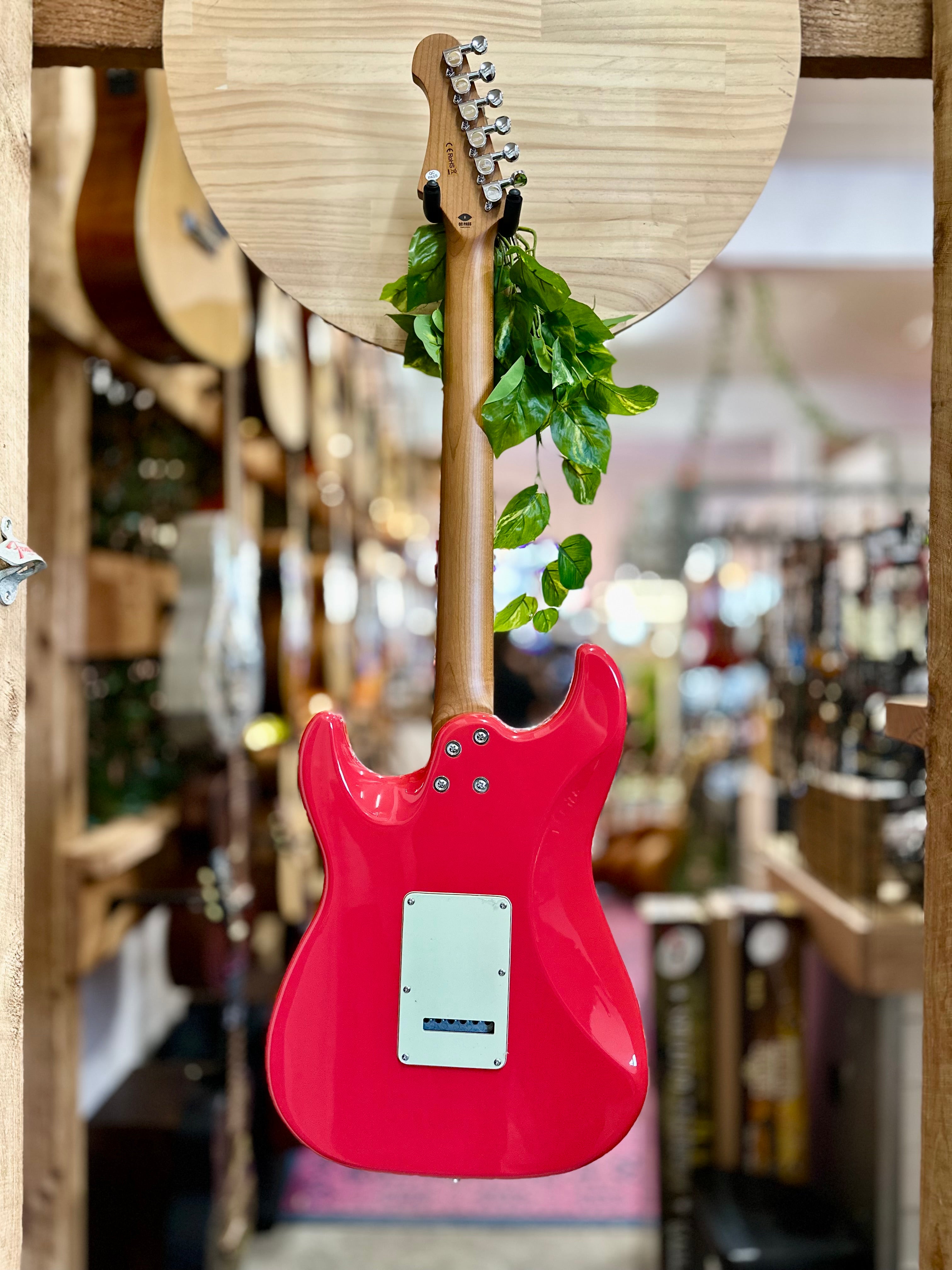 Jet Guitars | JS-400 HSS | Coral Red