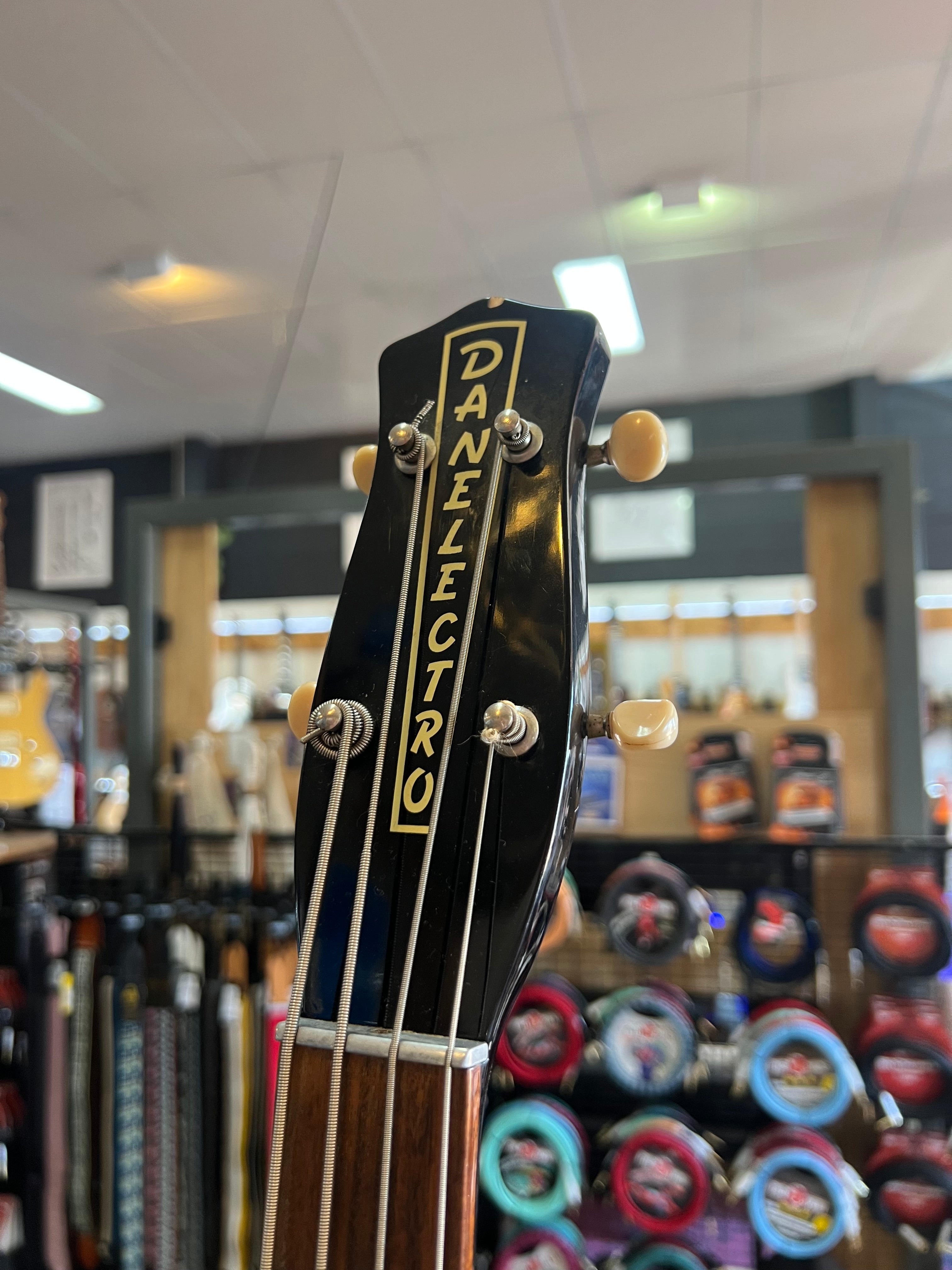 Danelectro | Longhorn Bass | Black | Pre-Loved