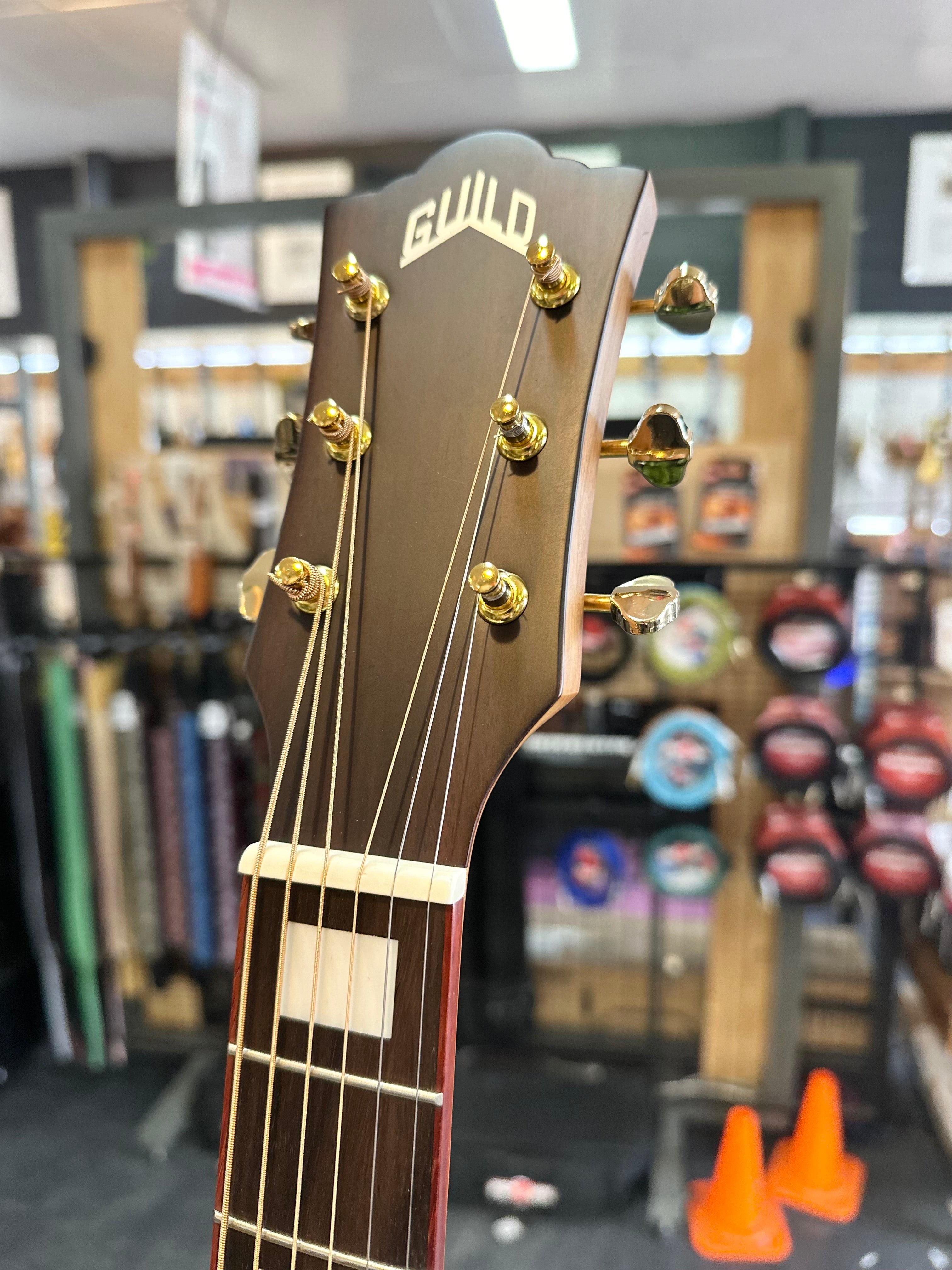 Guild | Jumbo Junior Reserve | Maple | Acoustic/Electric