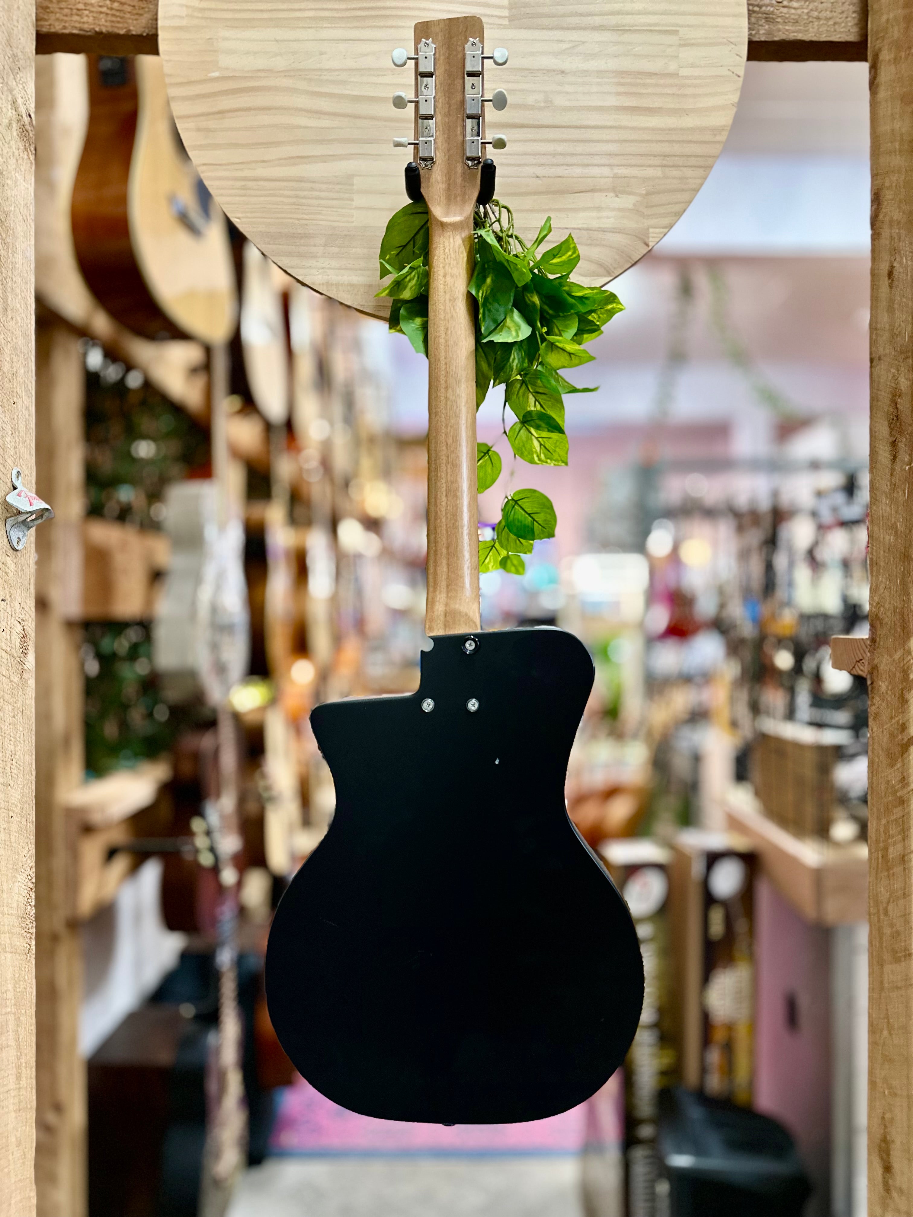 Leadbetter | GT | Battle Relic Black | Electric Guitar | SOLD