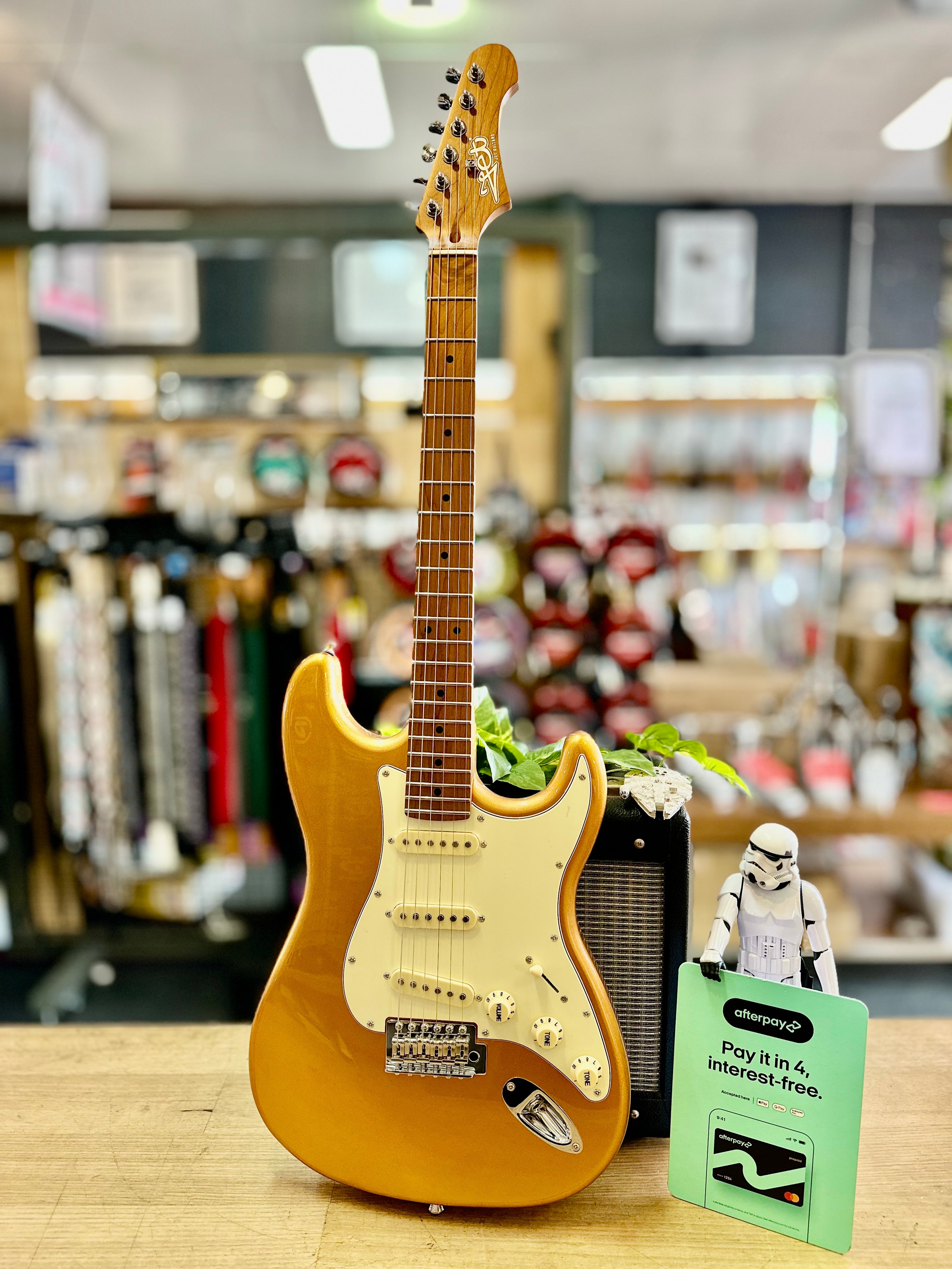 Jet Guitars | JS300 | SSS | Gold