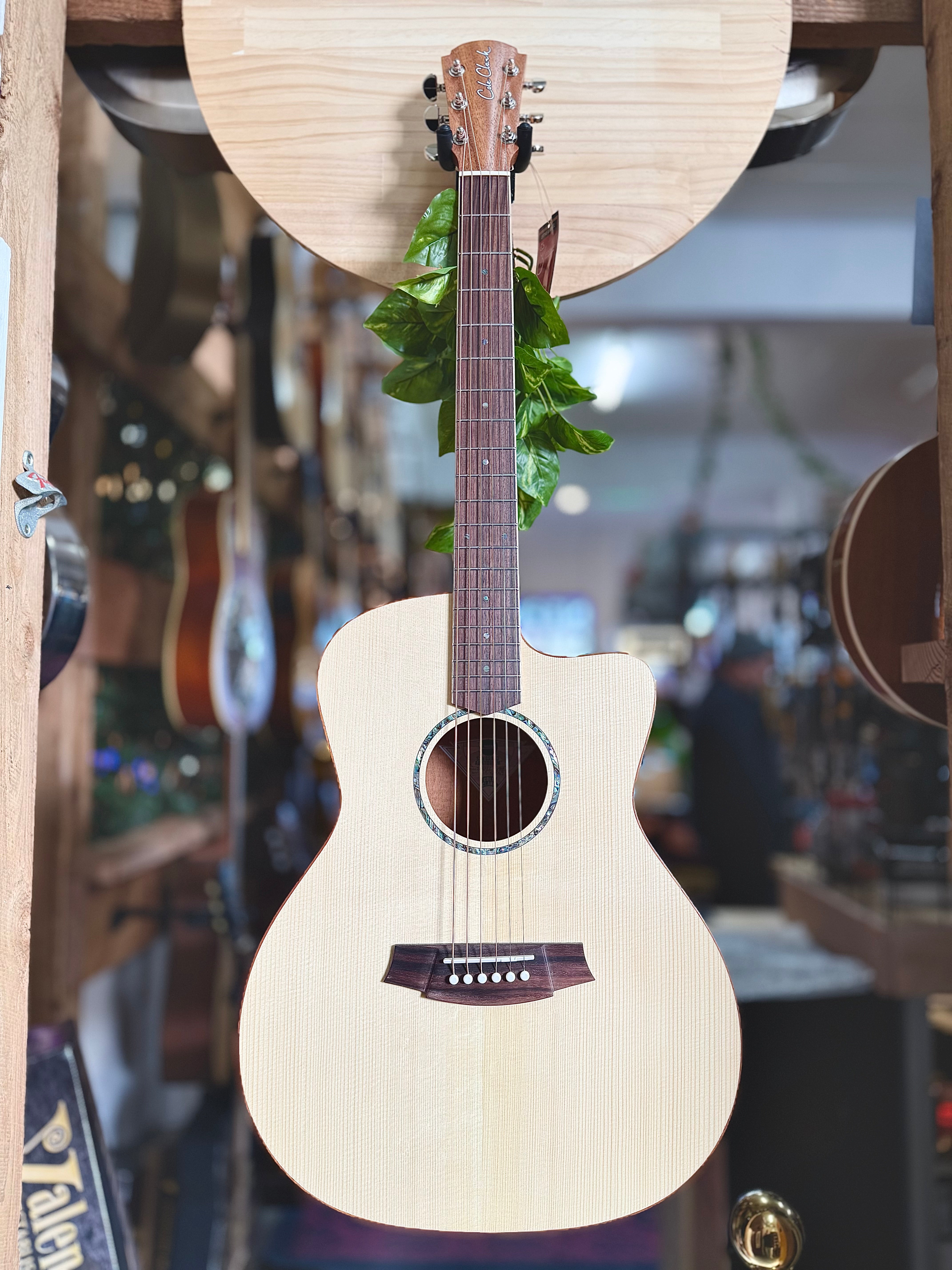 Cole Clark | STUDIO | SAN1EC-SMAH | Spruce/African Mahogany | Acoustic/Electric