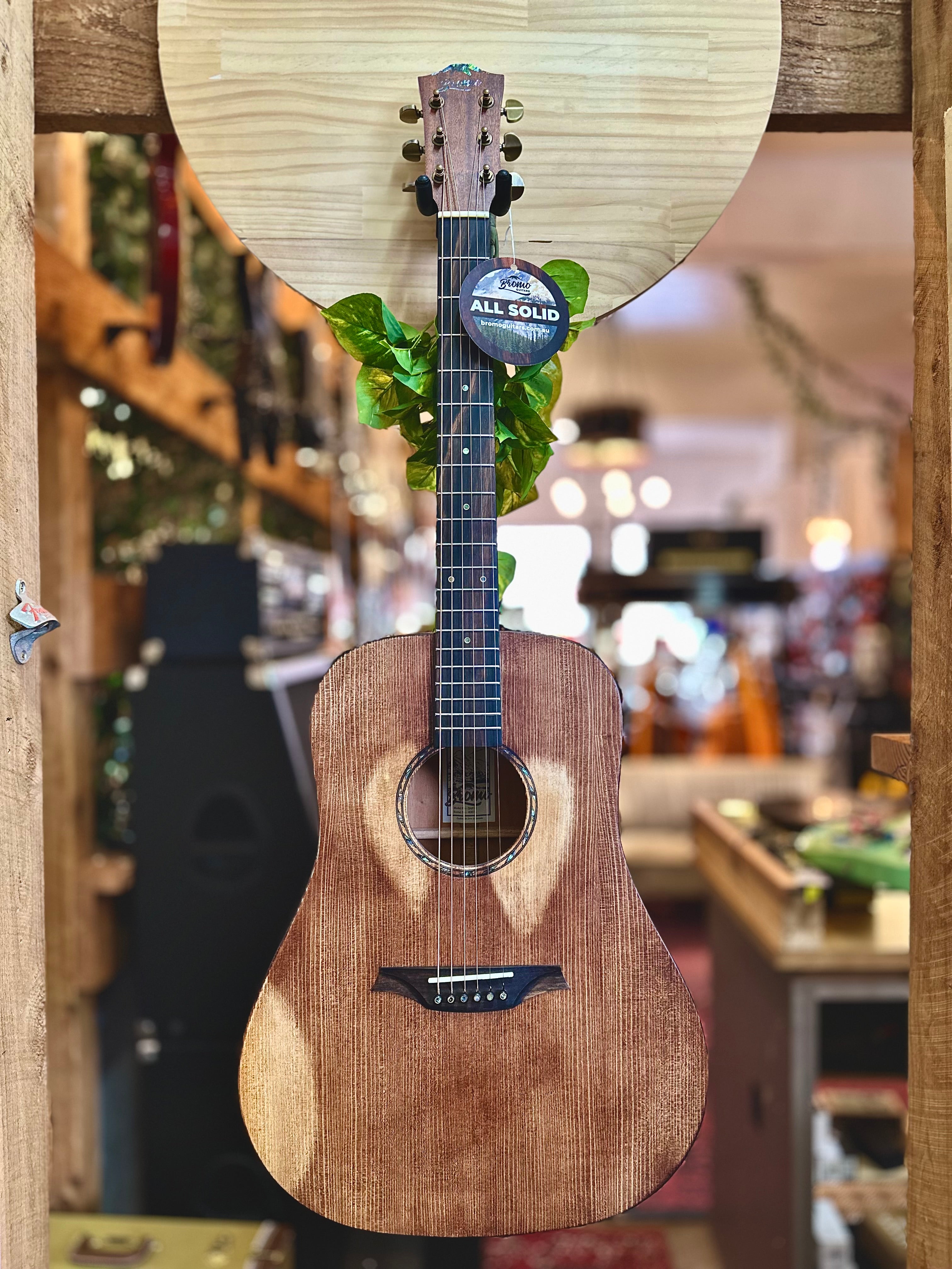 BROMO | BAR1H | All Solid | Historic |  Rocky Mountain Series Acoustic Guitar