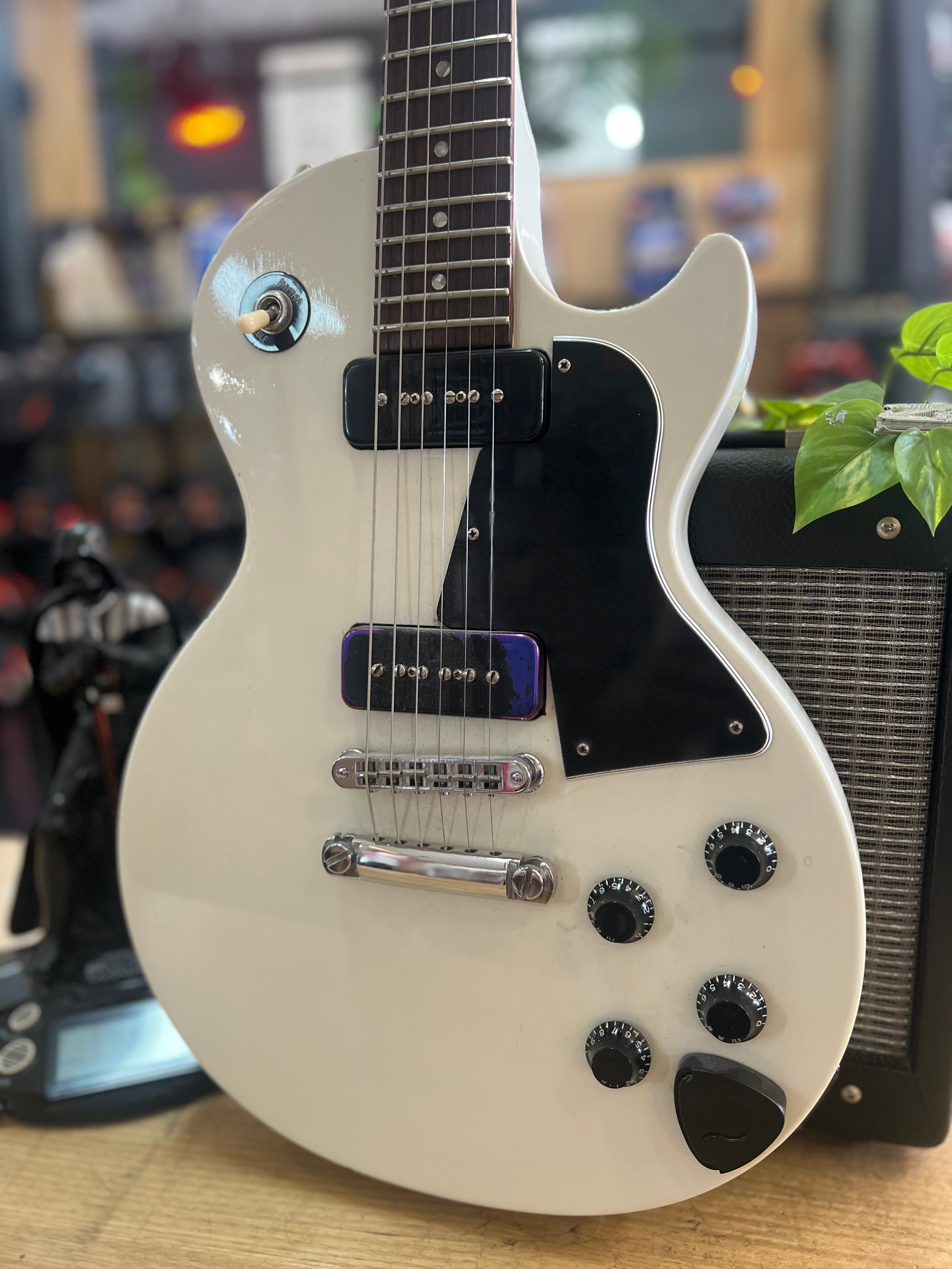 Gibson | Les Paul Special | White | 1998 | Pre-Loved