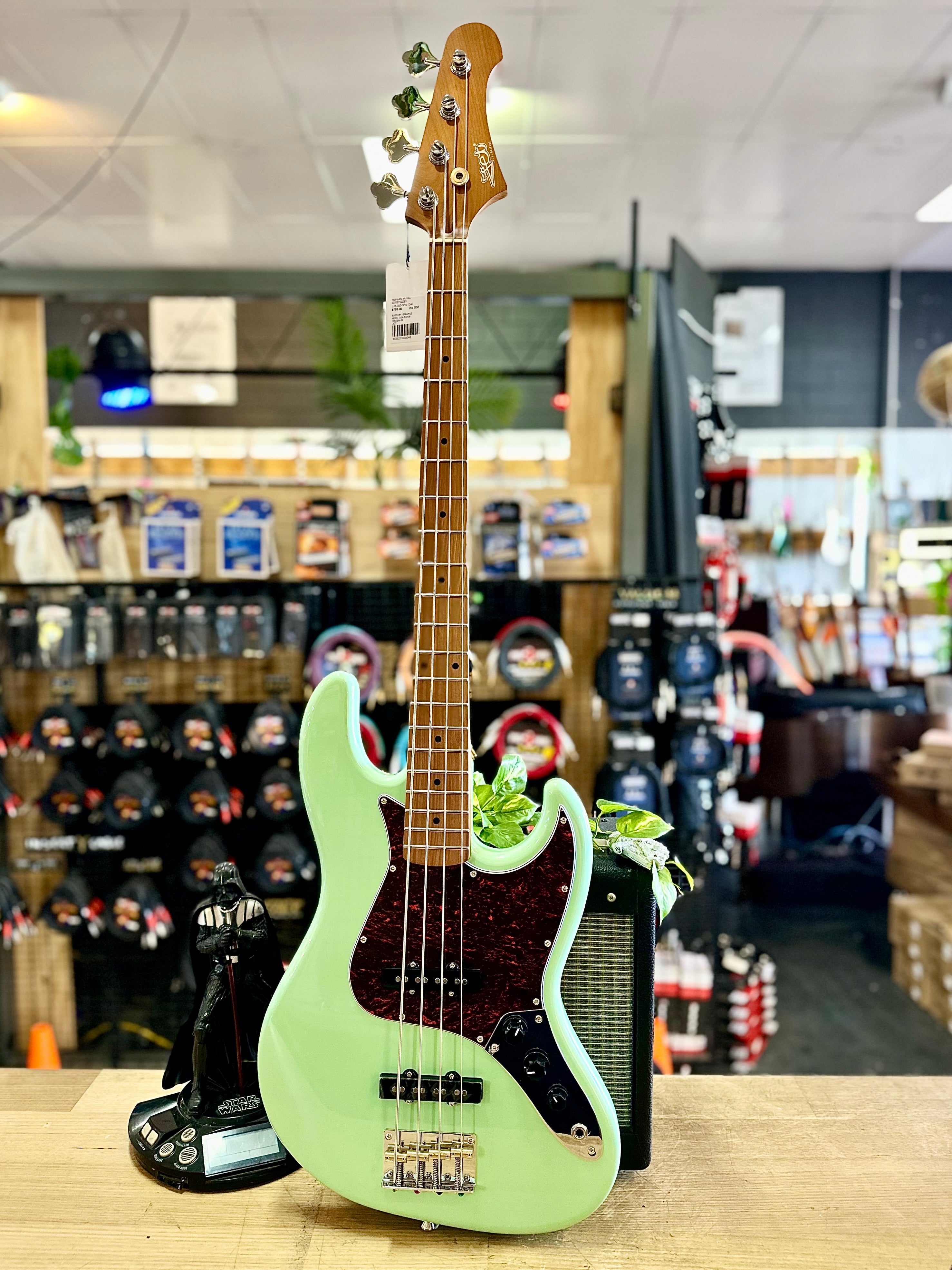 Jet Guitars | JJB-300 | J-Bass | Seafoam Green