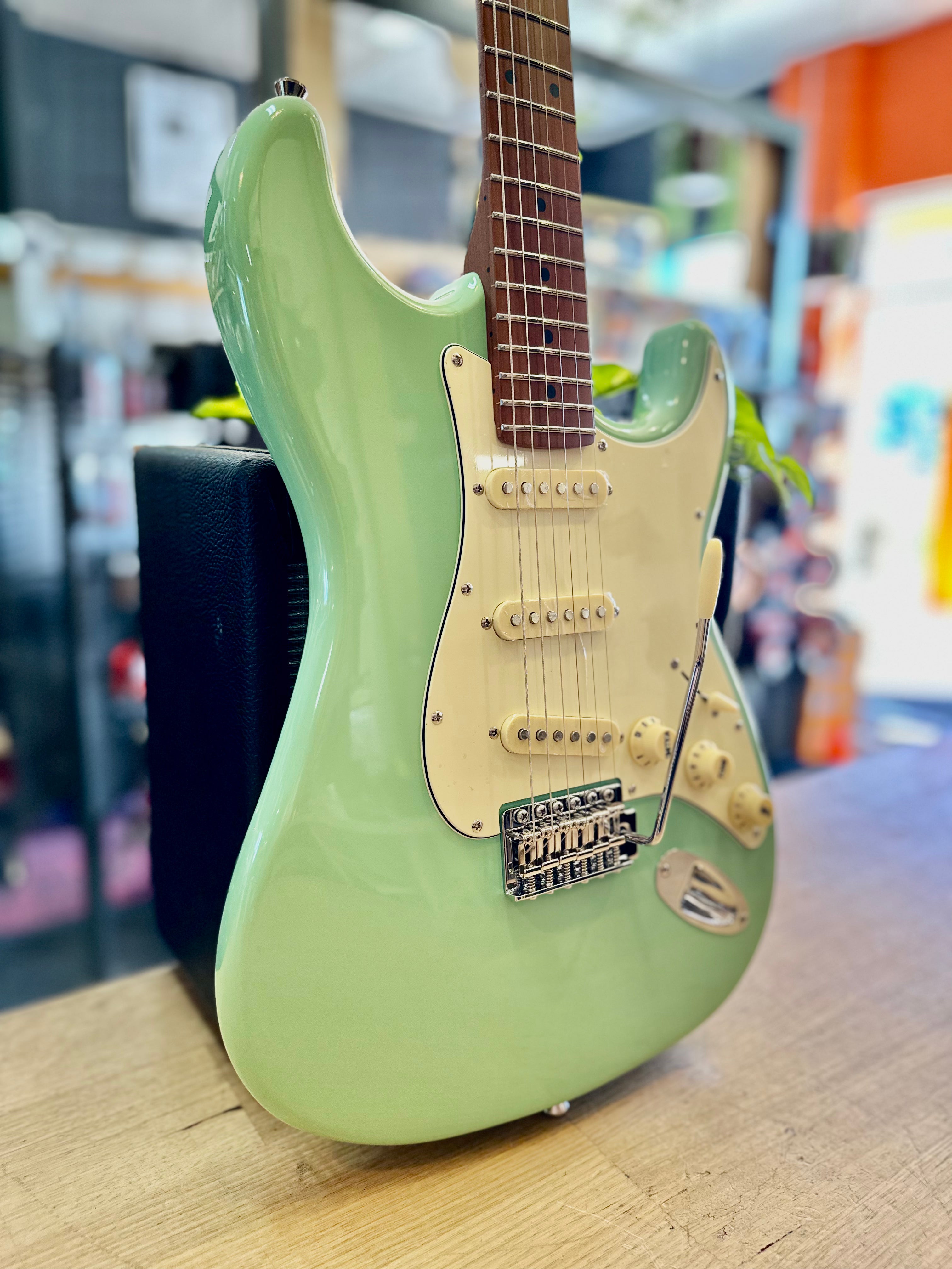 Jet Guitars | JS300 | SSS | Surf Green