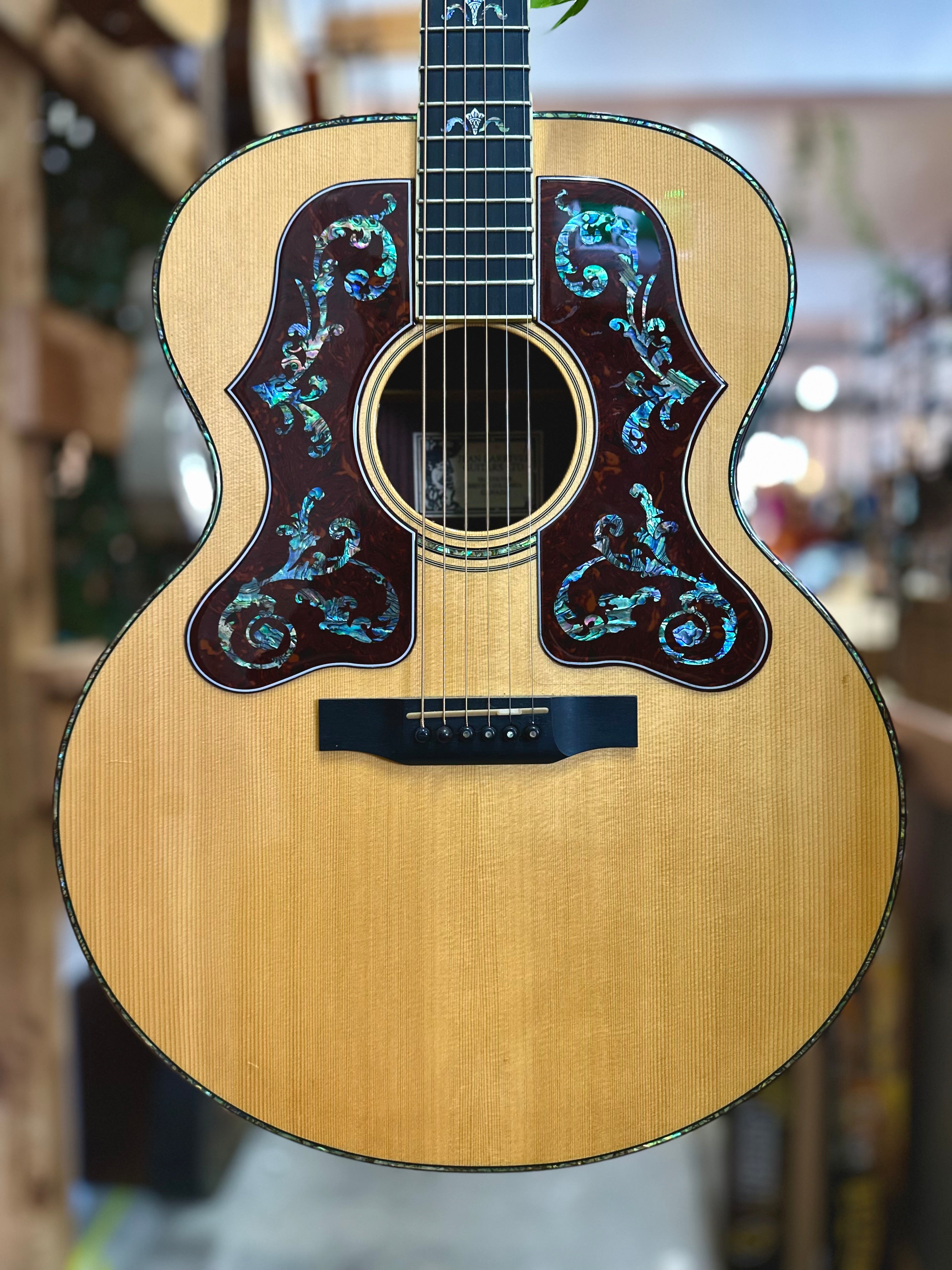 Larrivee | J-10 | Jumbo Special | Rosewood | LR Baggs Pickup | Pre-Loved