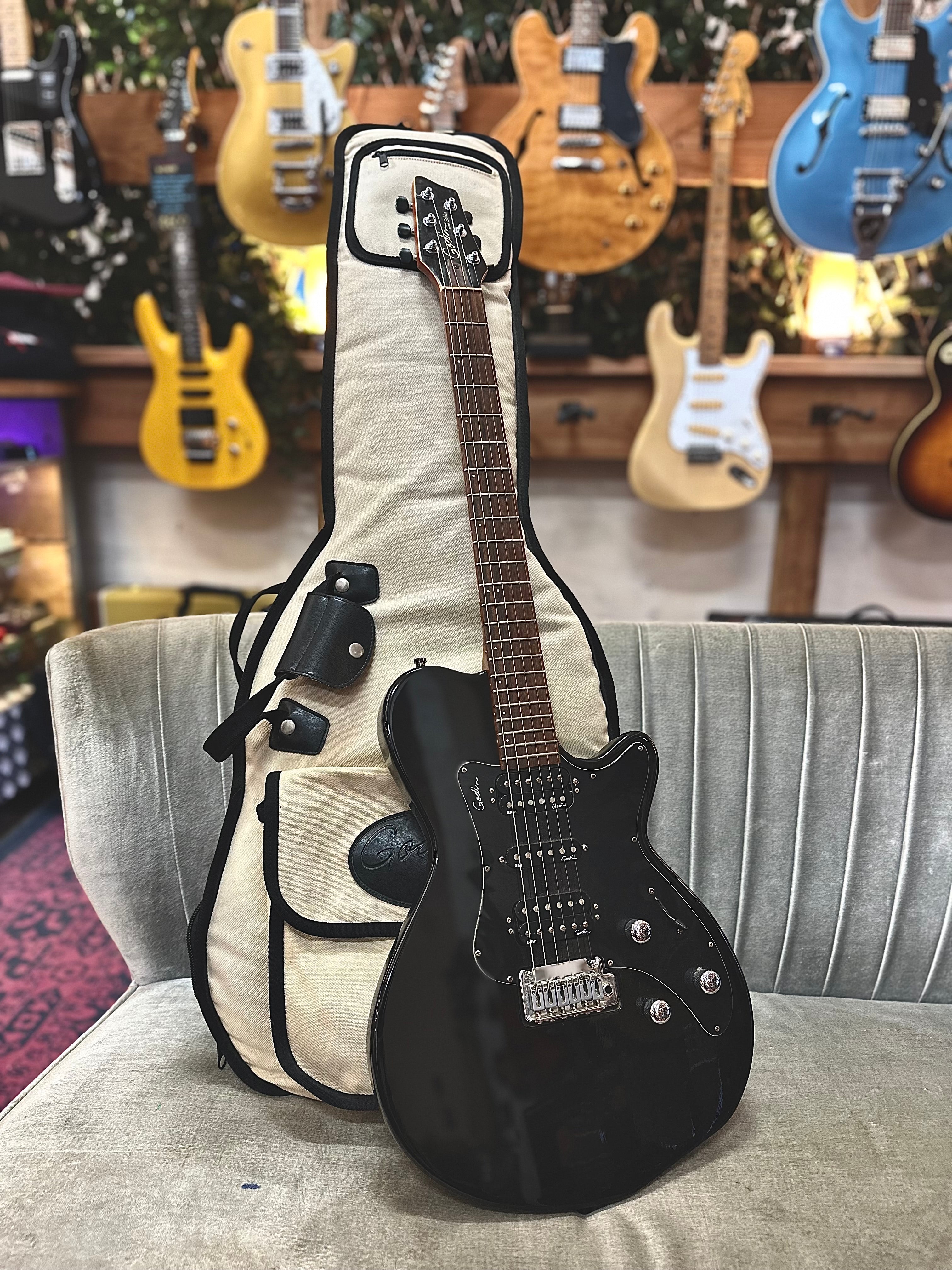 Godin | Solidac | Electric w/Acoustic Piezo | Black | Pre-Loved
