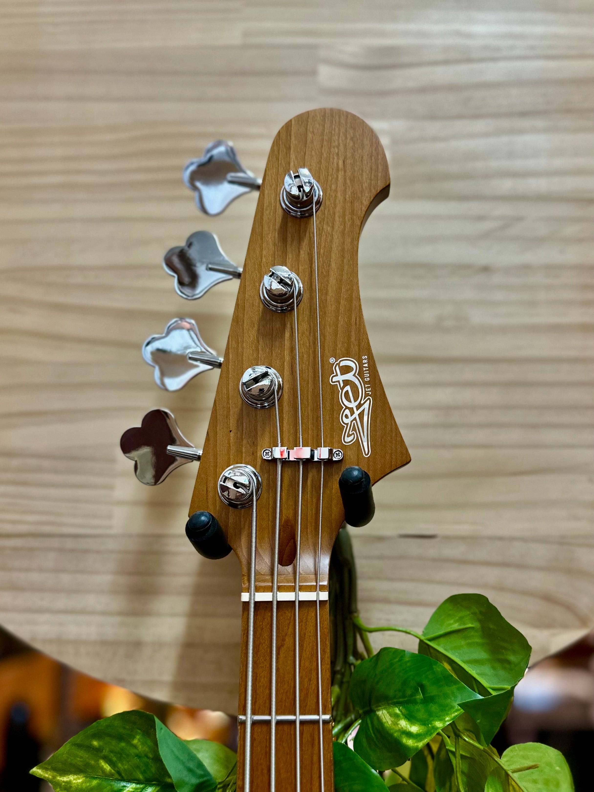 Jet Guitars | JJB-300 | J-Bass | Black