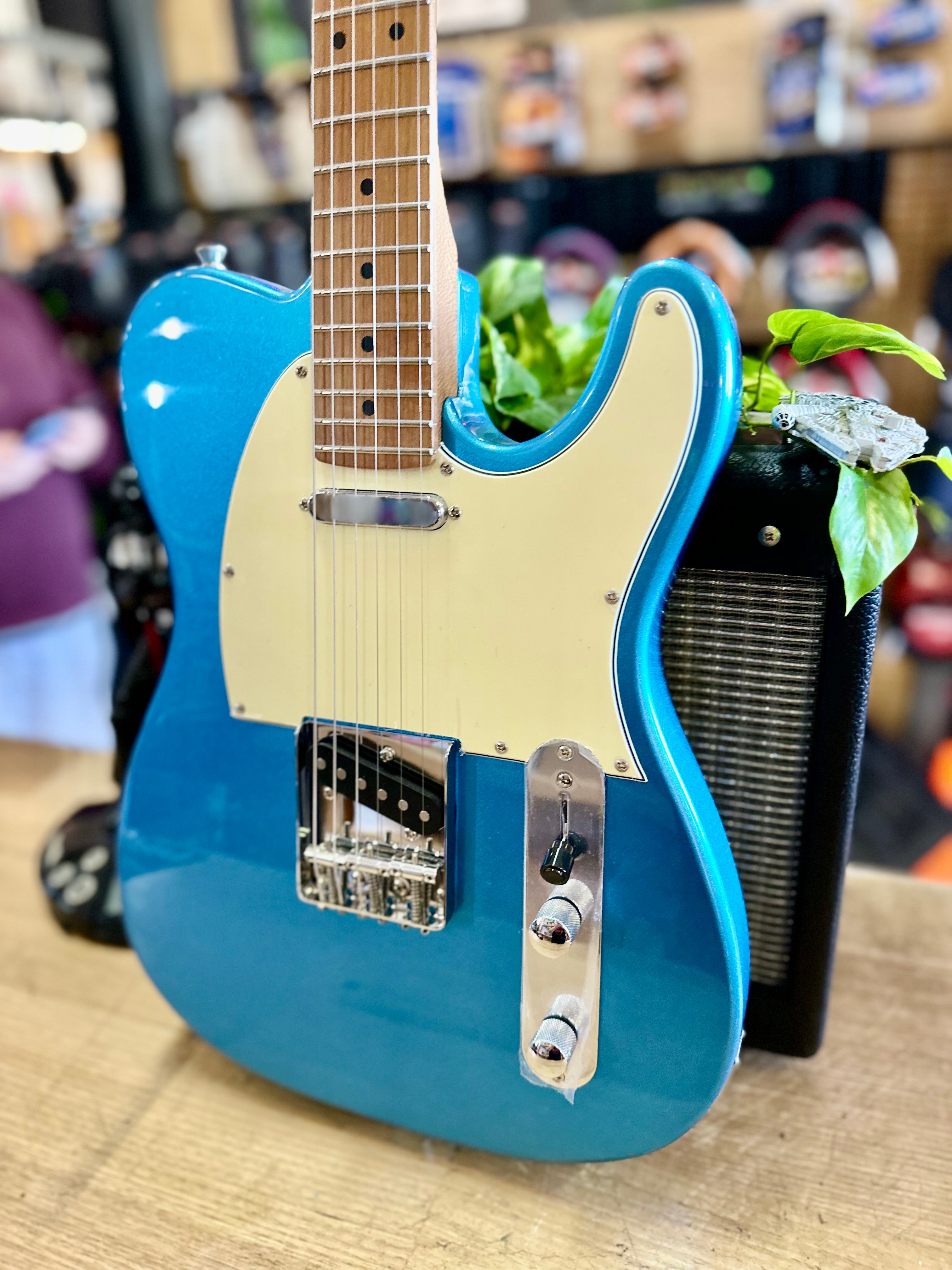 Jet Guitars | JT-300 | Lake Placid Blue