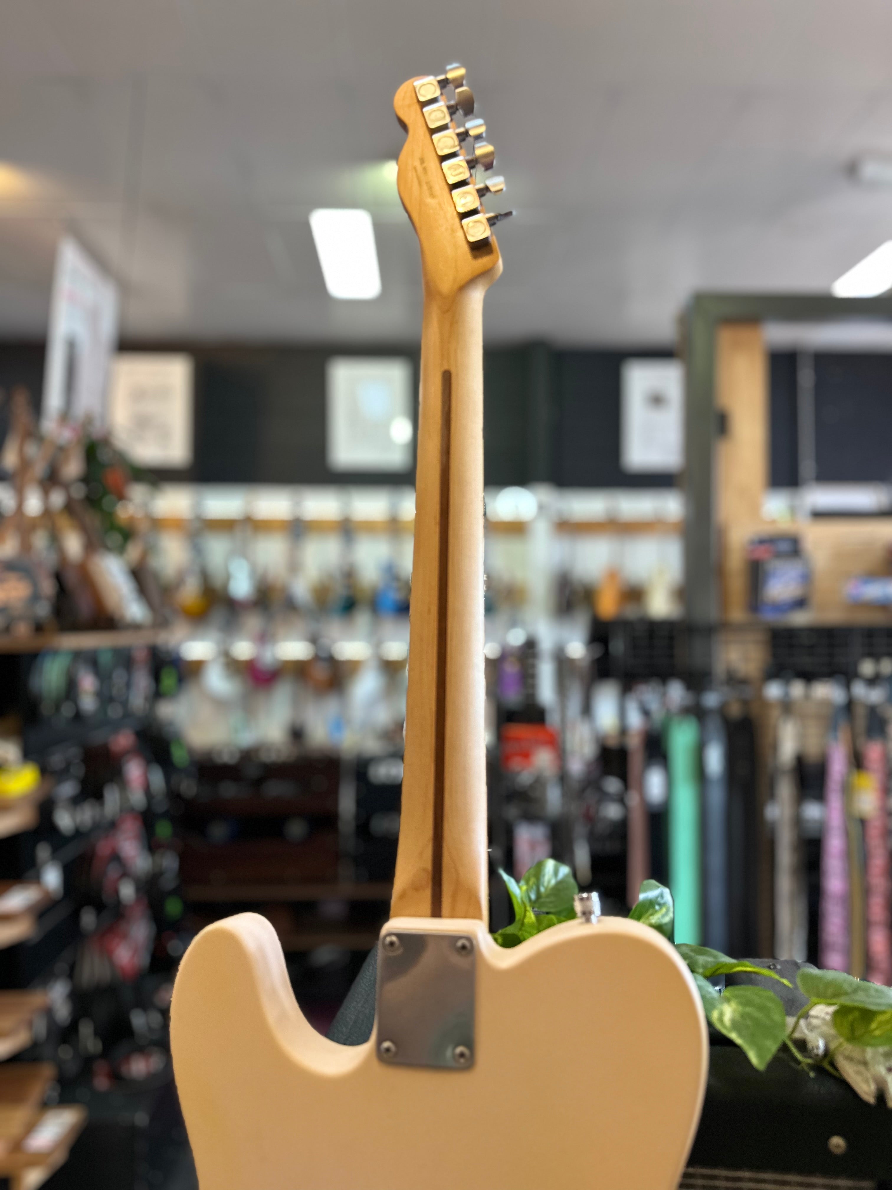 Fender | Leadbetter Rabid Dog Relic | Cabronita Tele | Relic Shell Pink