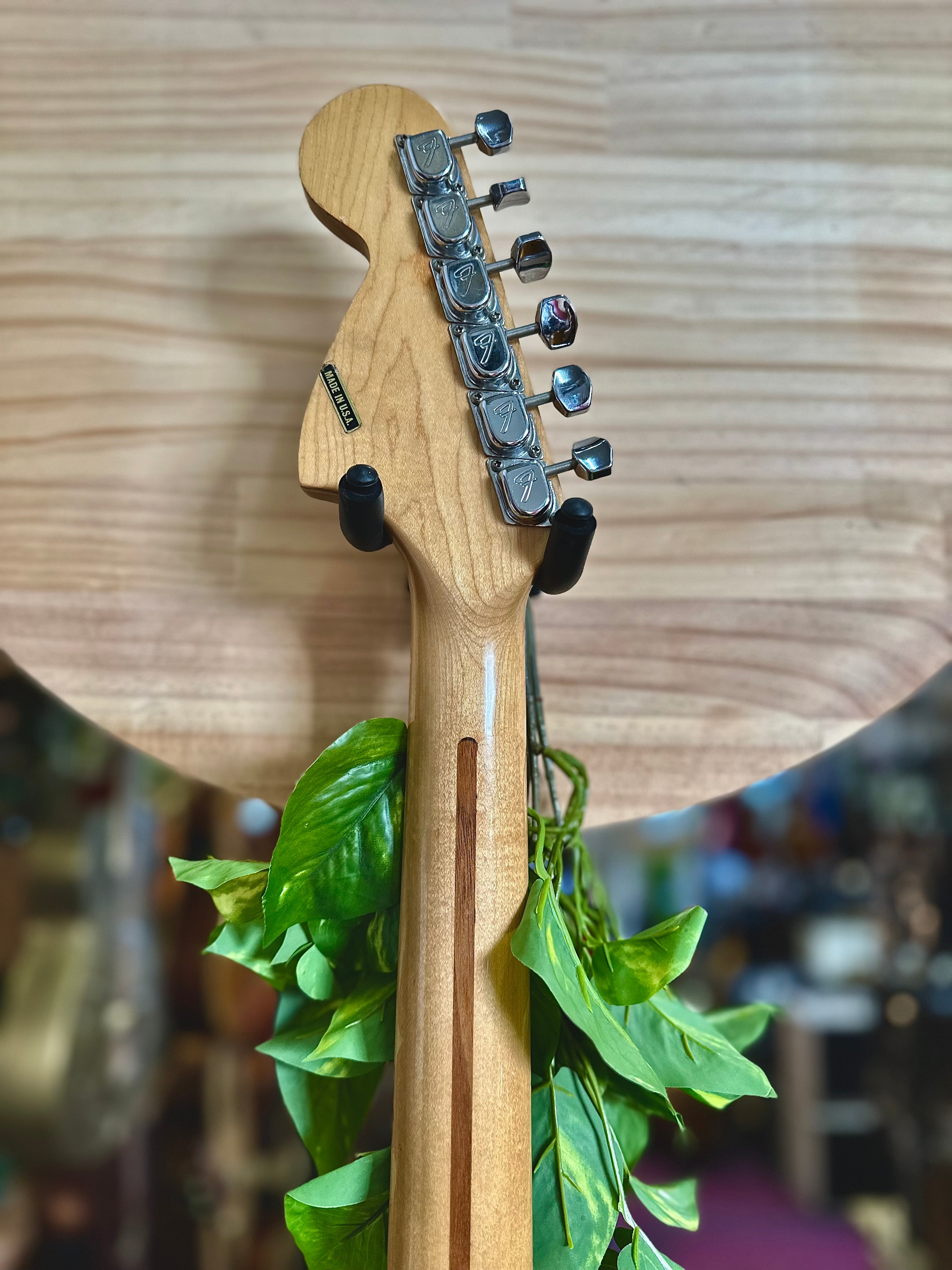 Fender | Stratocaster | Olympic White | 1975 | Vintage