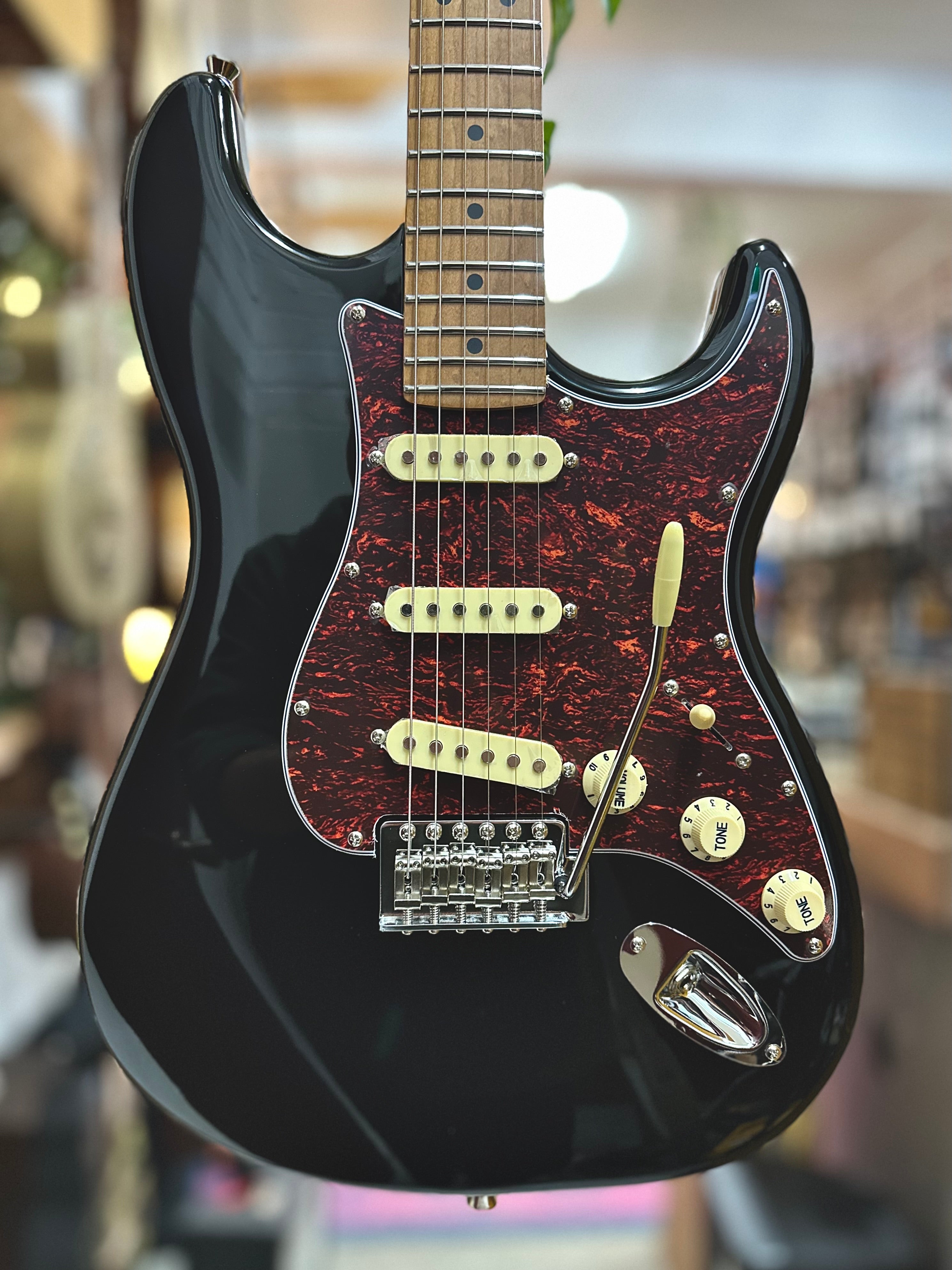 Jet Guitars | JS300 | SSS | Black
