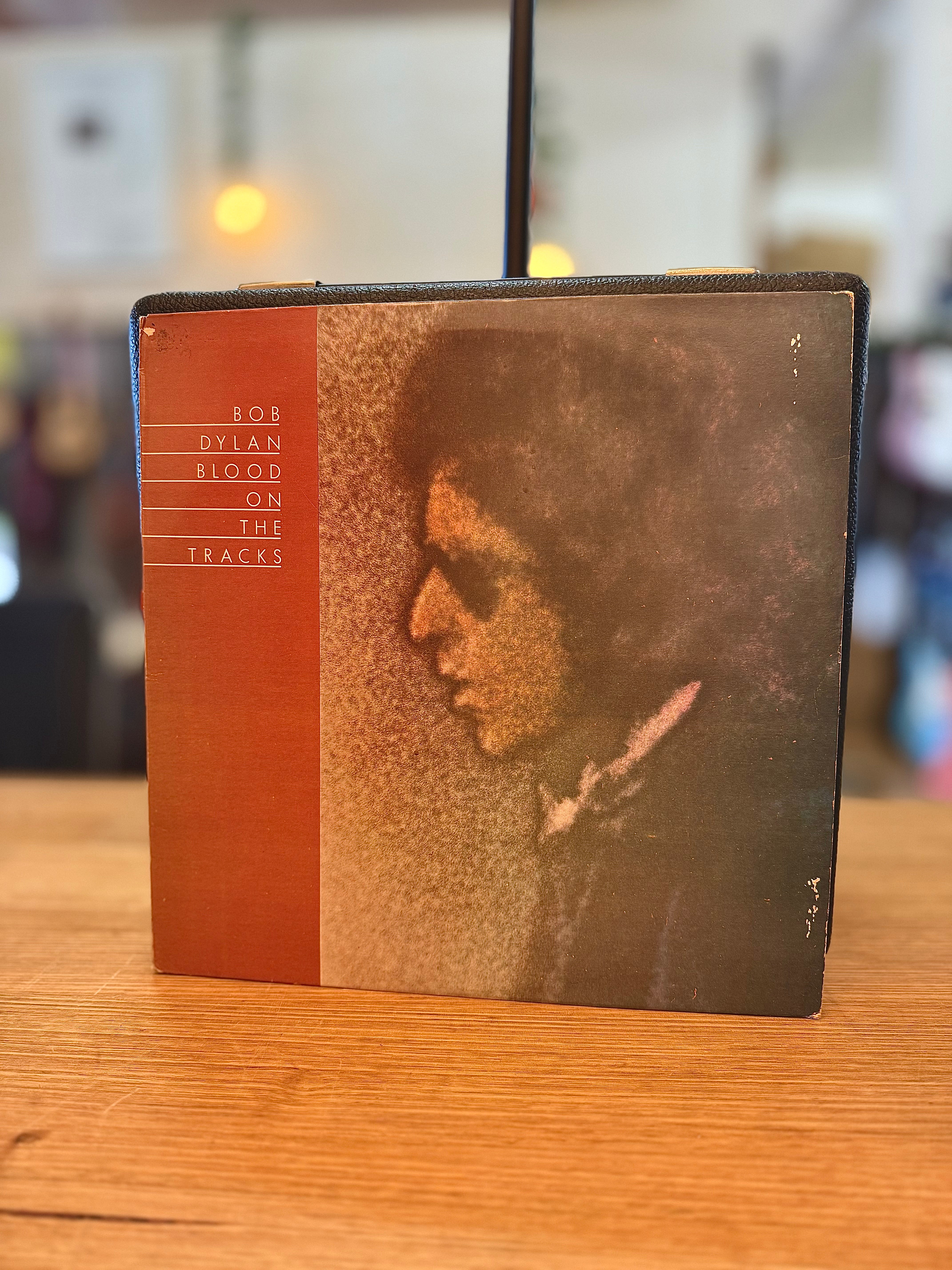 Bob Dylan | Blood On The Tracks | 1975 Pressing | Vintage Vinyl