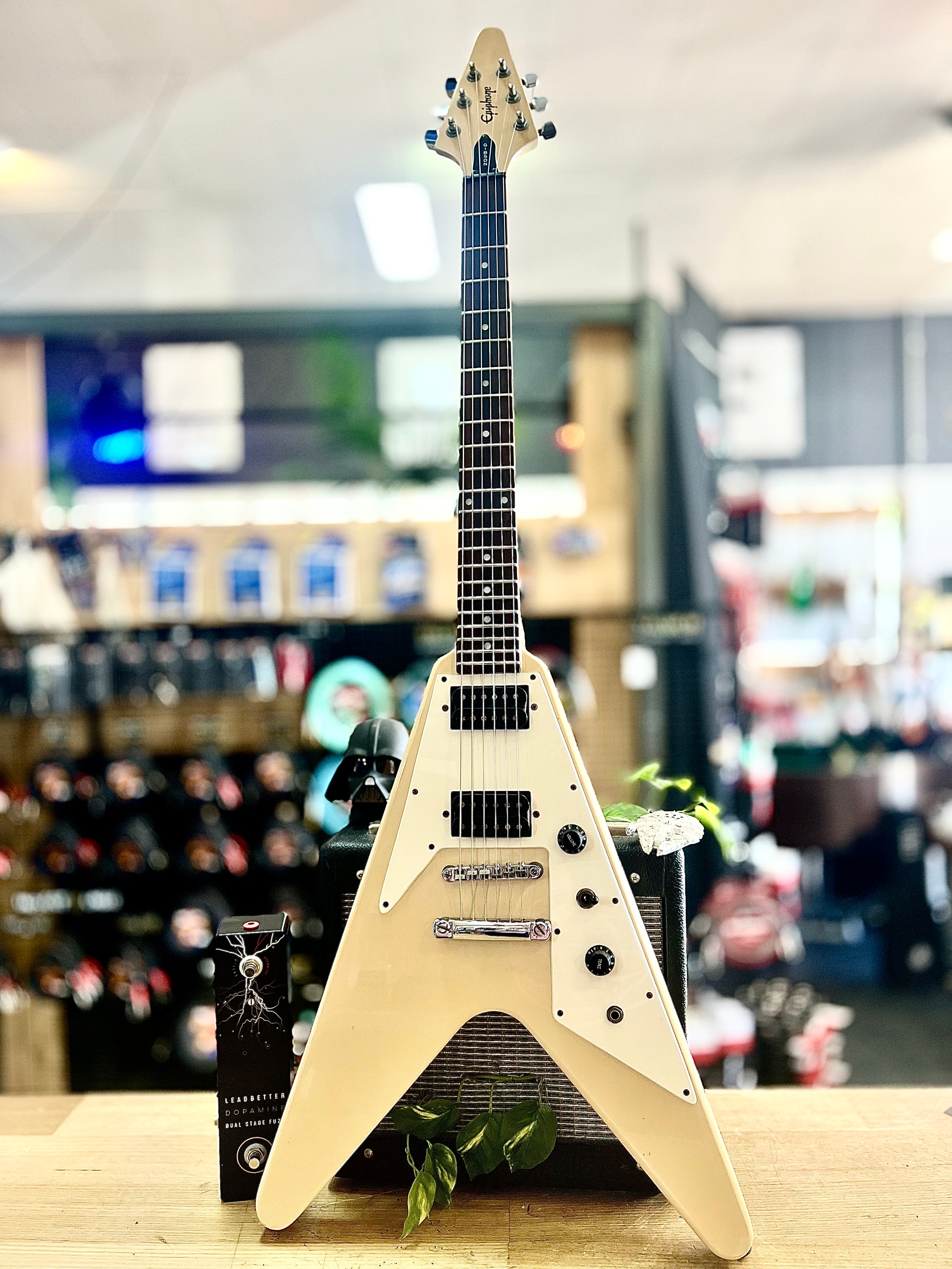 Epiphone | Flying V | Aged Vintage White | Pre-Loved