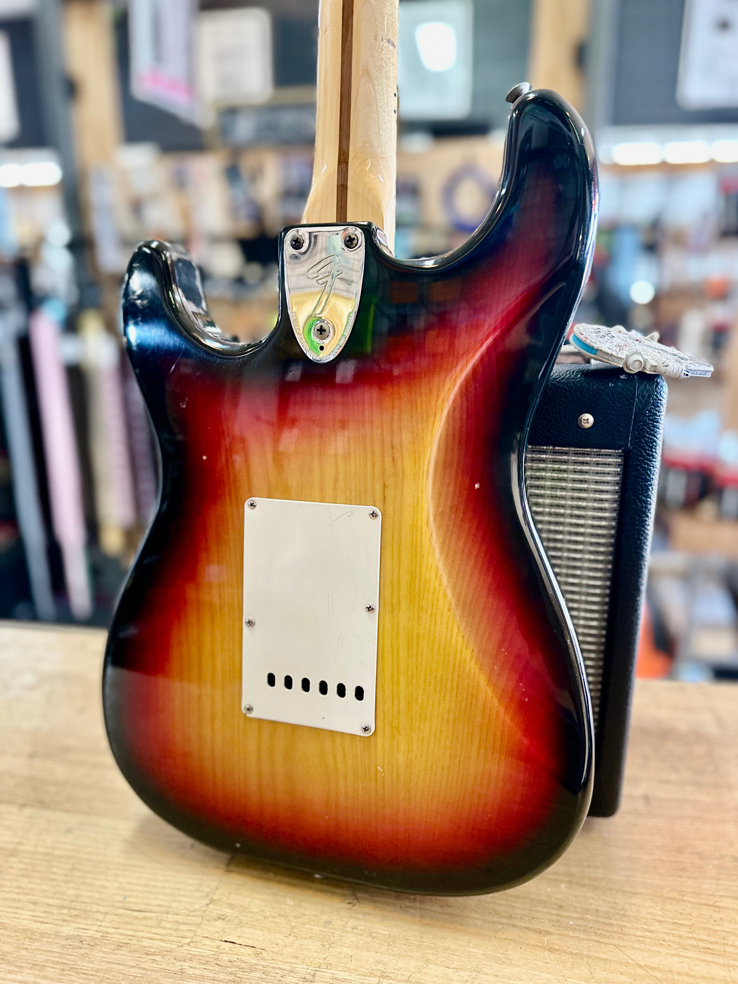 Fender | Stratocaster | 1976 | Sunburst | Vintage