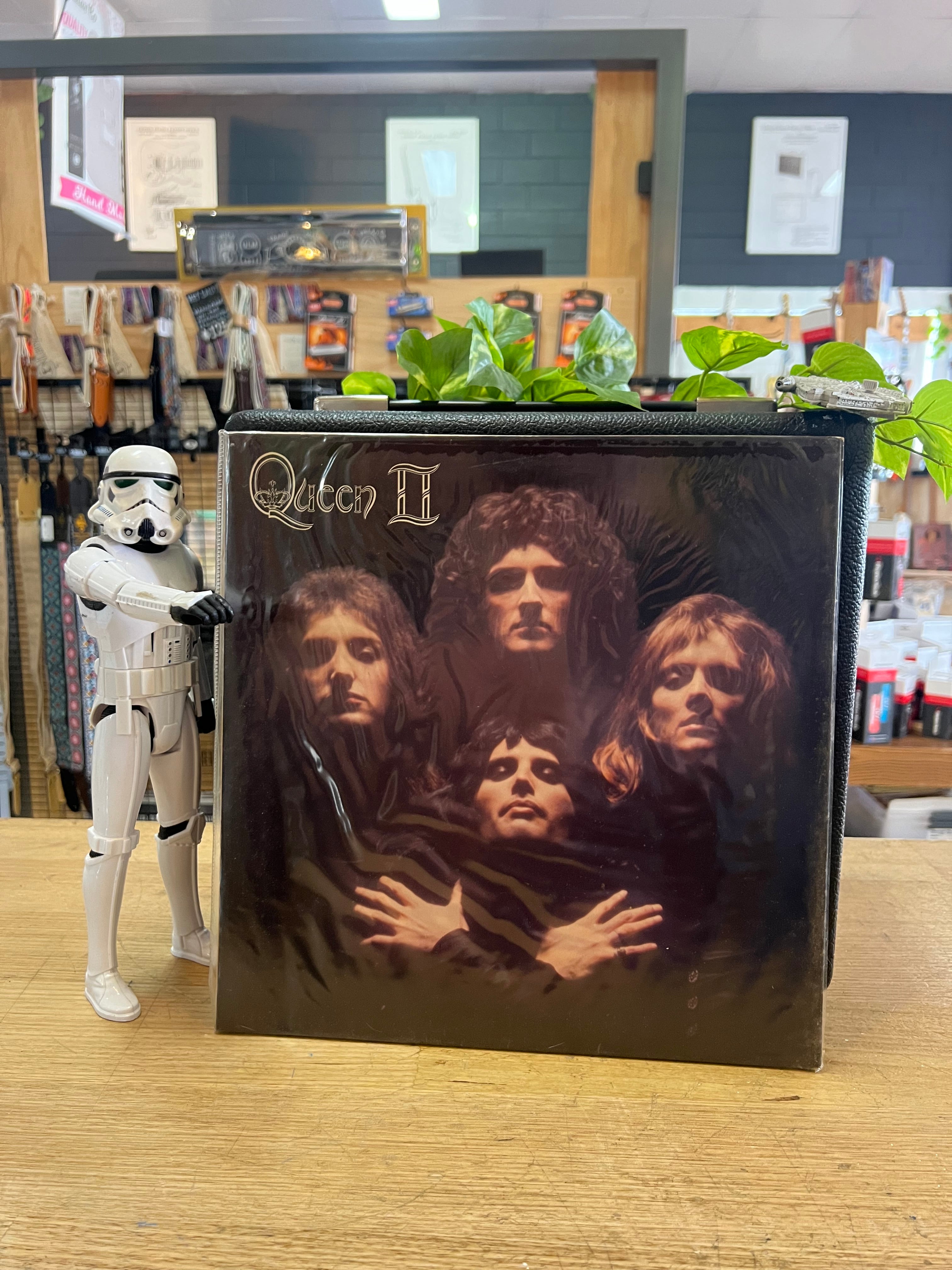 Queen | Queen II | Vintage Vinyl