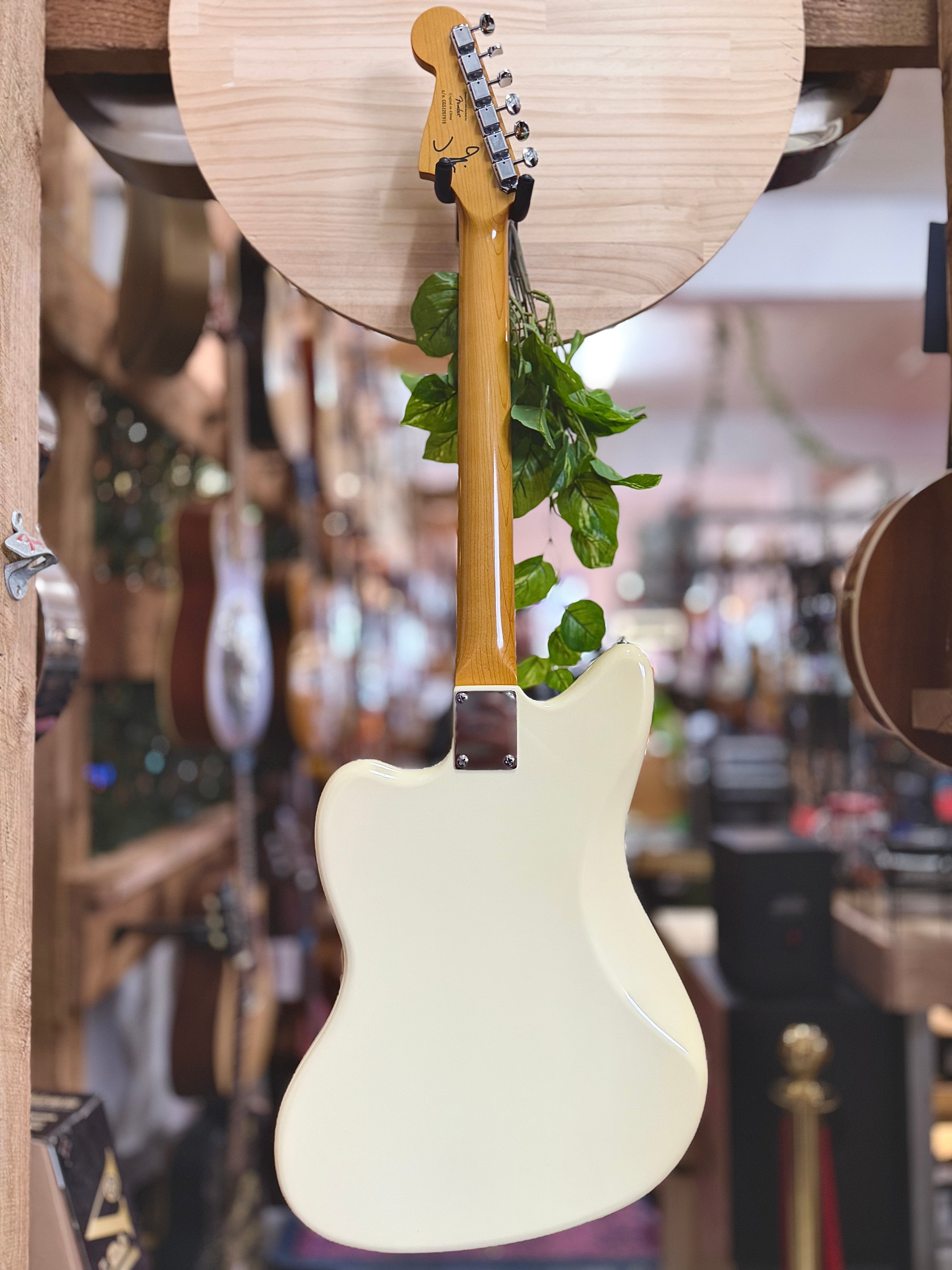 Squier | J Mascis Jazzmaster | Vintage White | 2012 | Pre-Loved