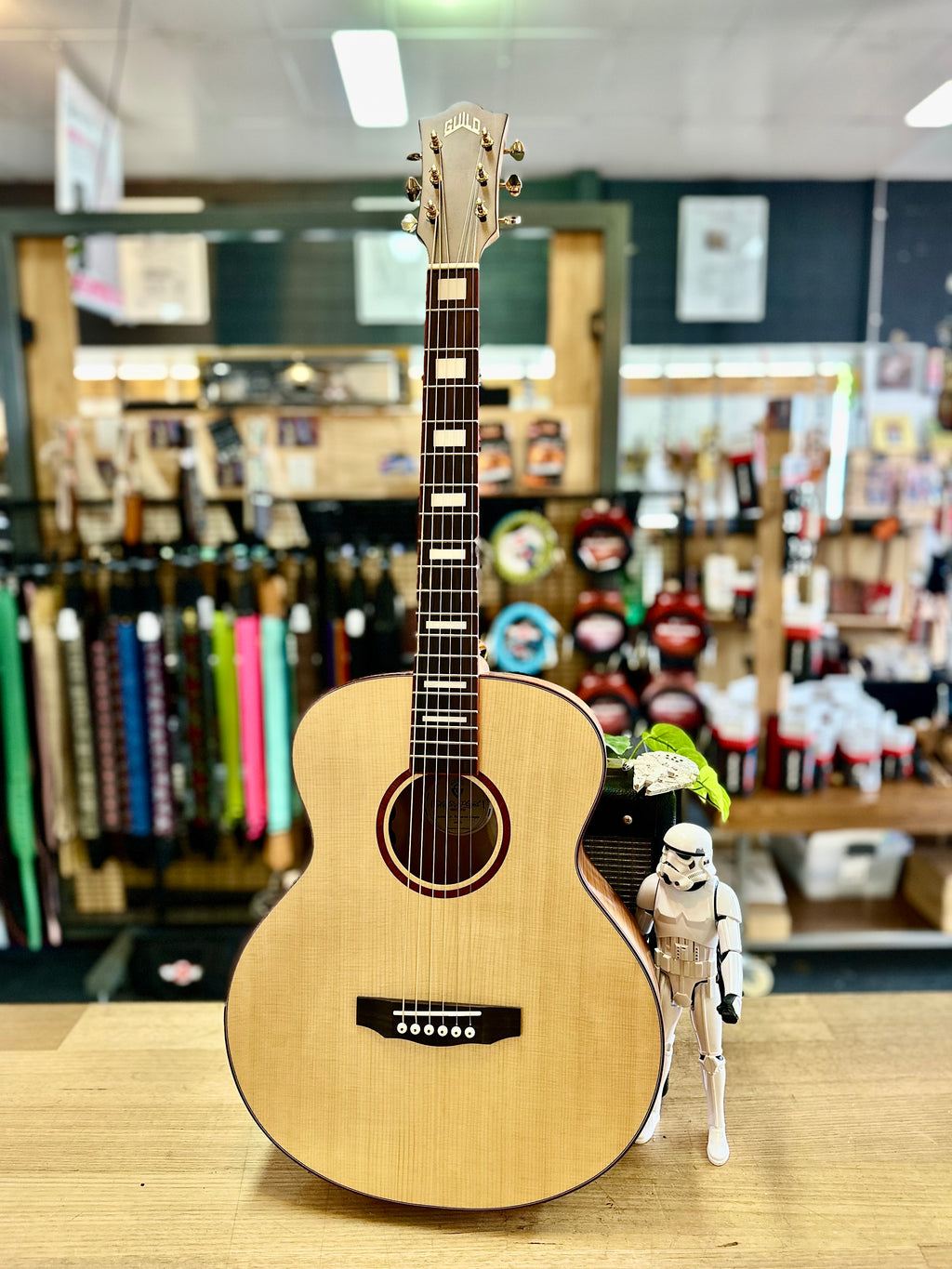 Guild | Jumbo Junior Reserve | Maple | Acoustic/Electric