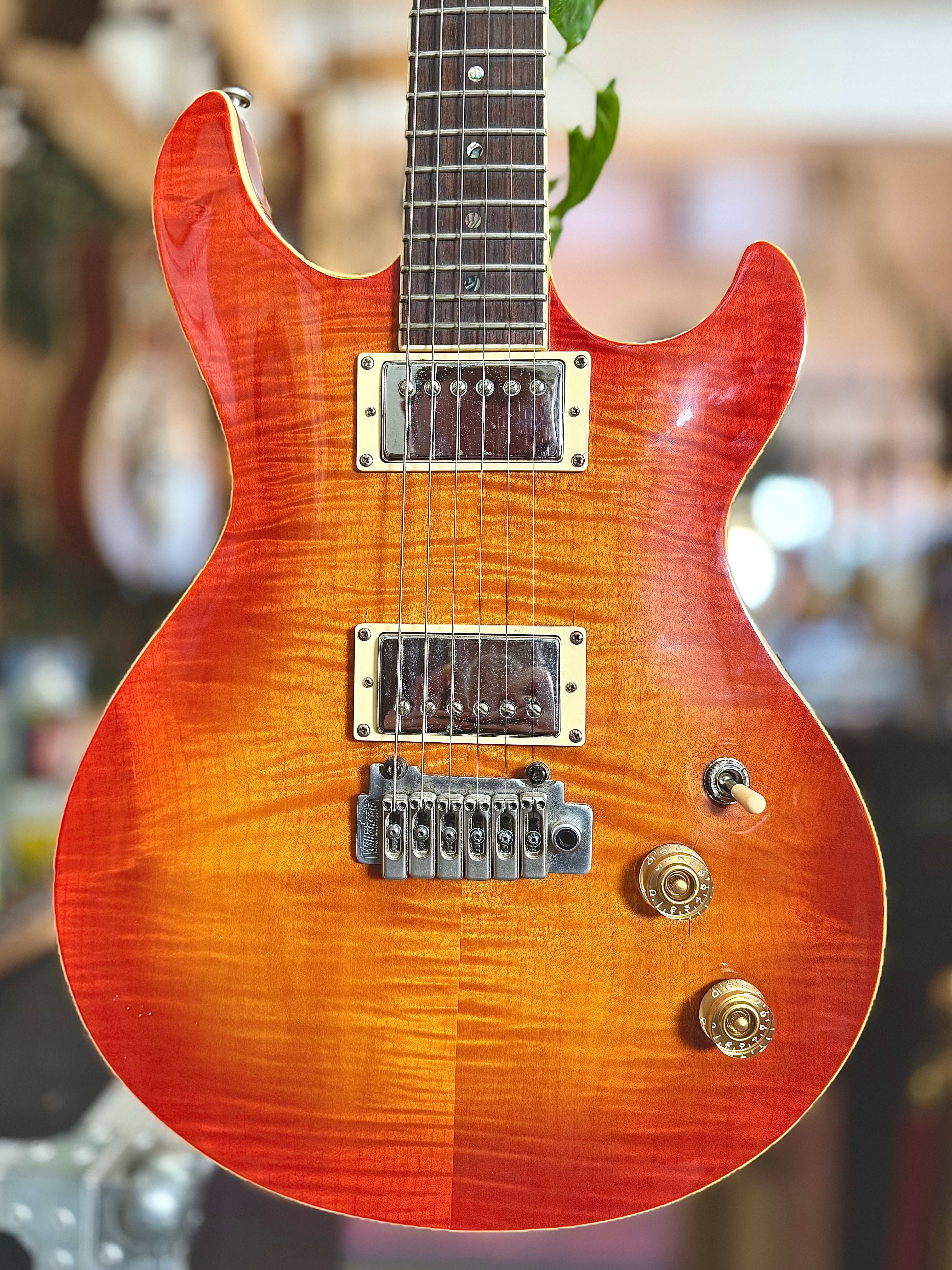 Cort | M700 | Double Cut | Pre-Loved