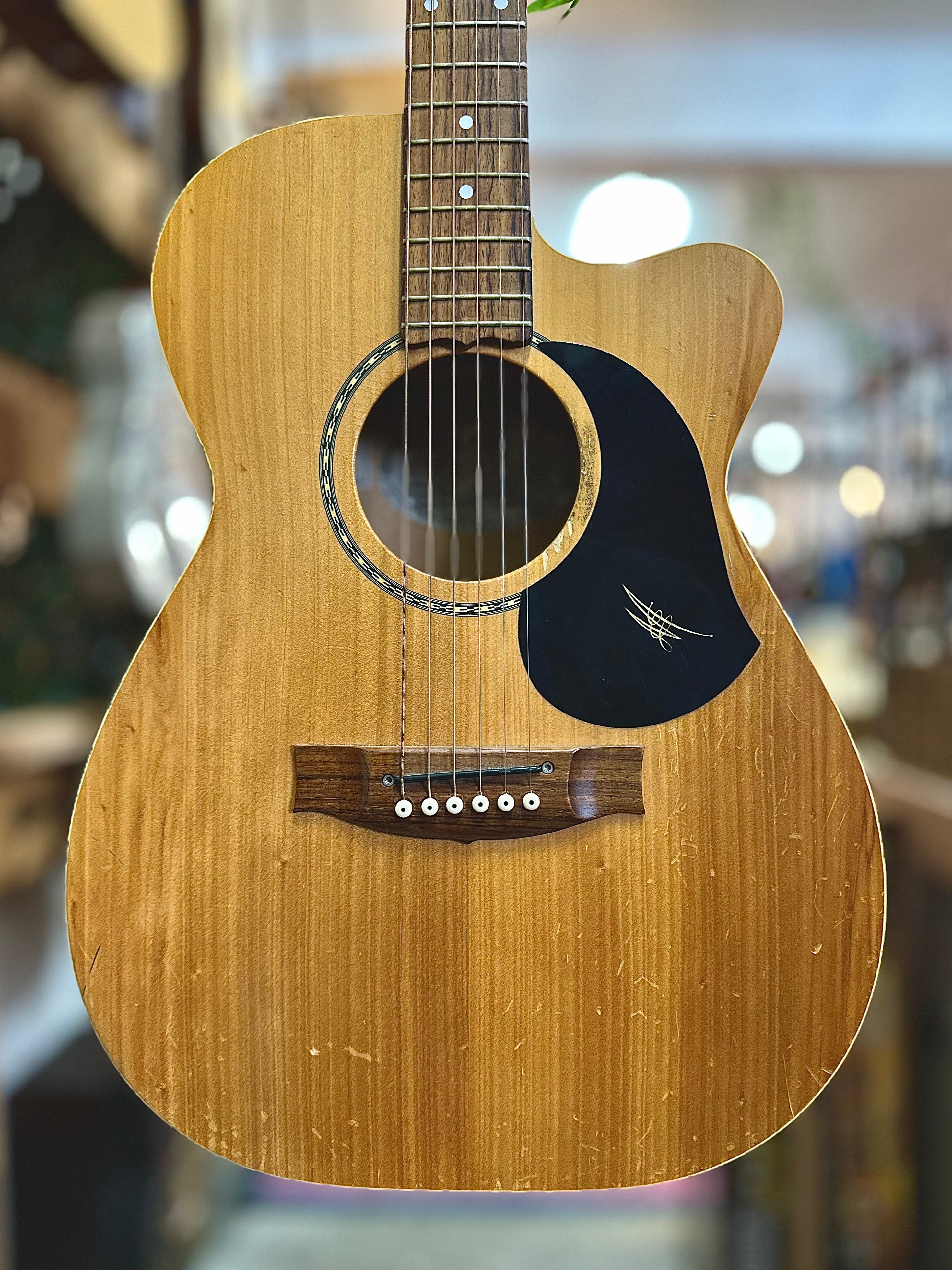 Maton | EBG808CL | Performer | Acoustic/Electric | Pre-Loved