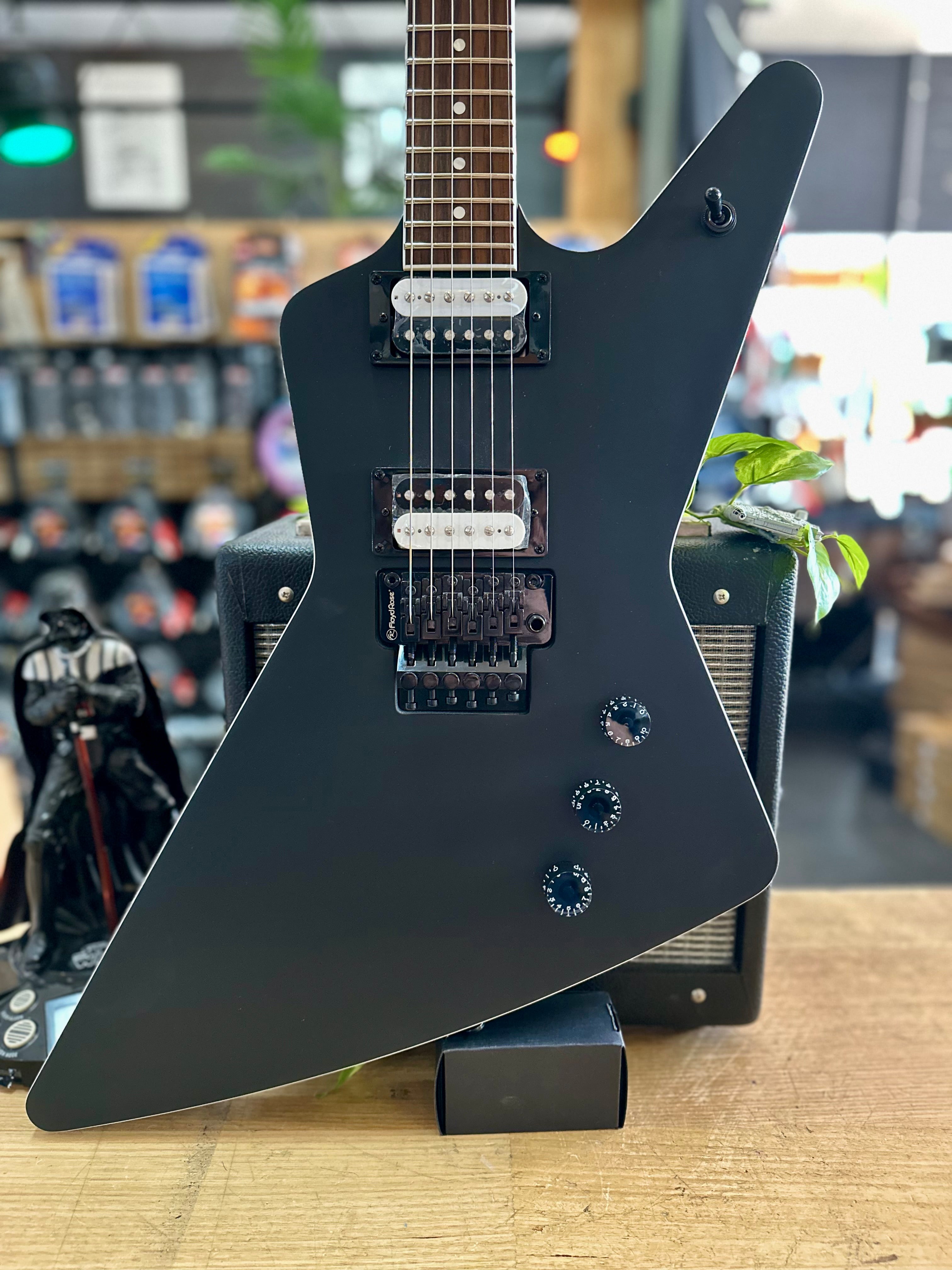 Dean Guitars | ZX | Floyd Rose | Bolt-On | Satin Black