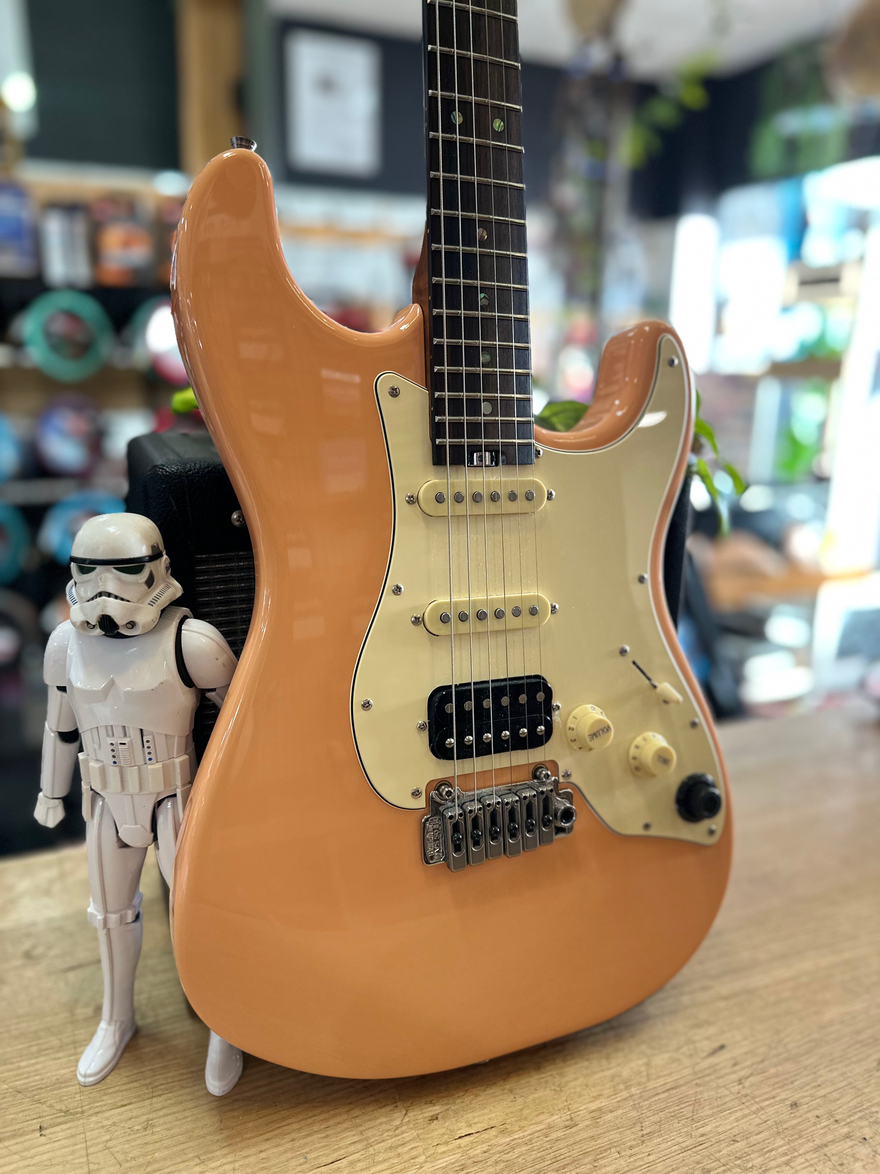 Mooer | GTRS 801 | Intelligent Guitar | Pre-Loved