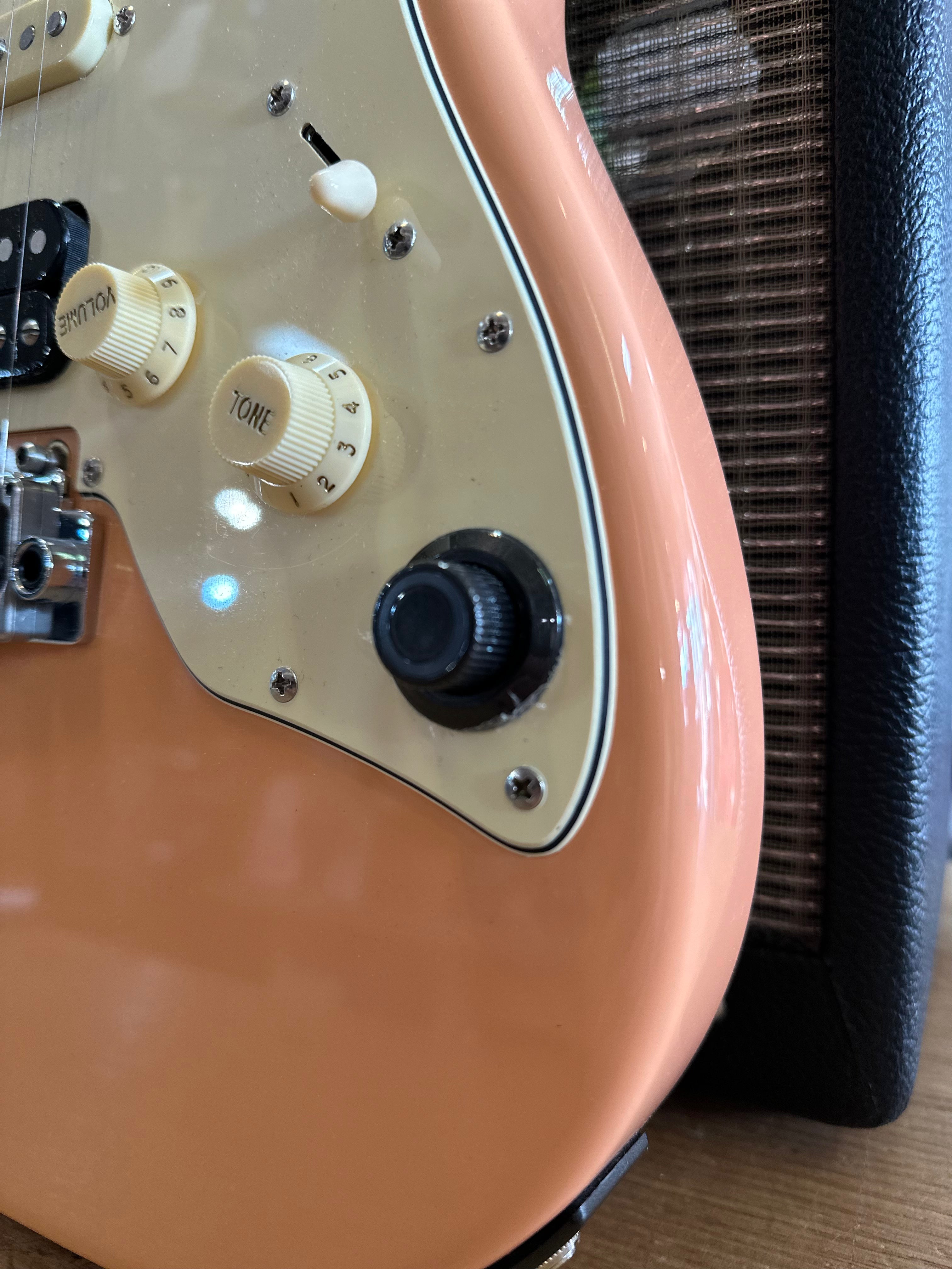 Mooer | GTRS 801 | Intelligent Guitar | Pre-Loved