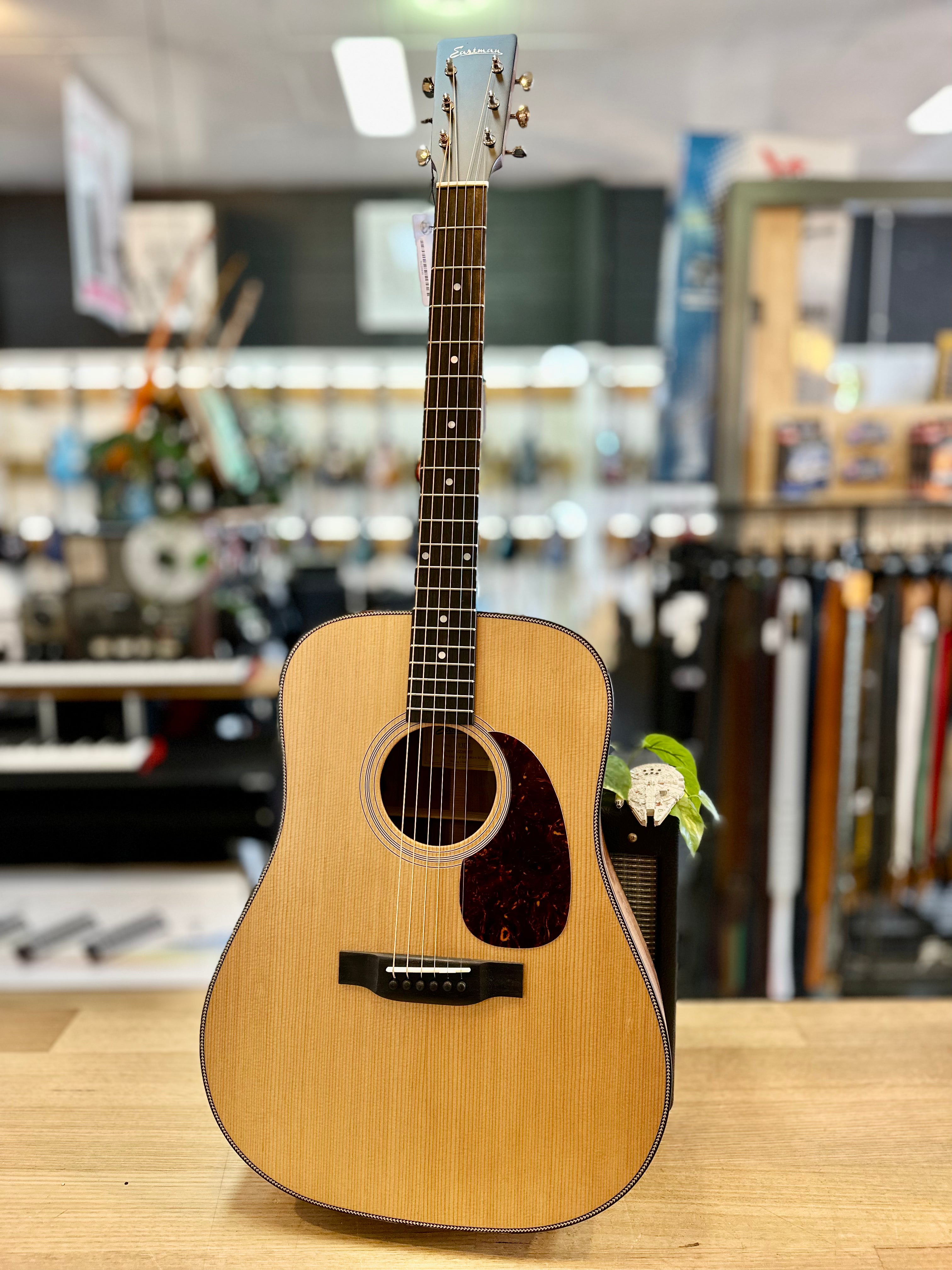 Eastman | E3DE | All Solid | Acoustic-Electric | Dreadnought