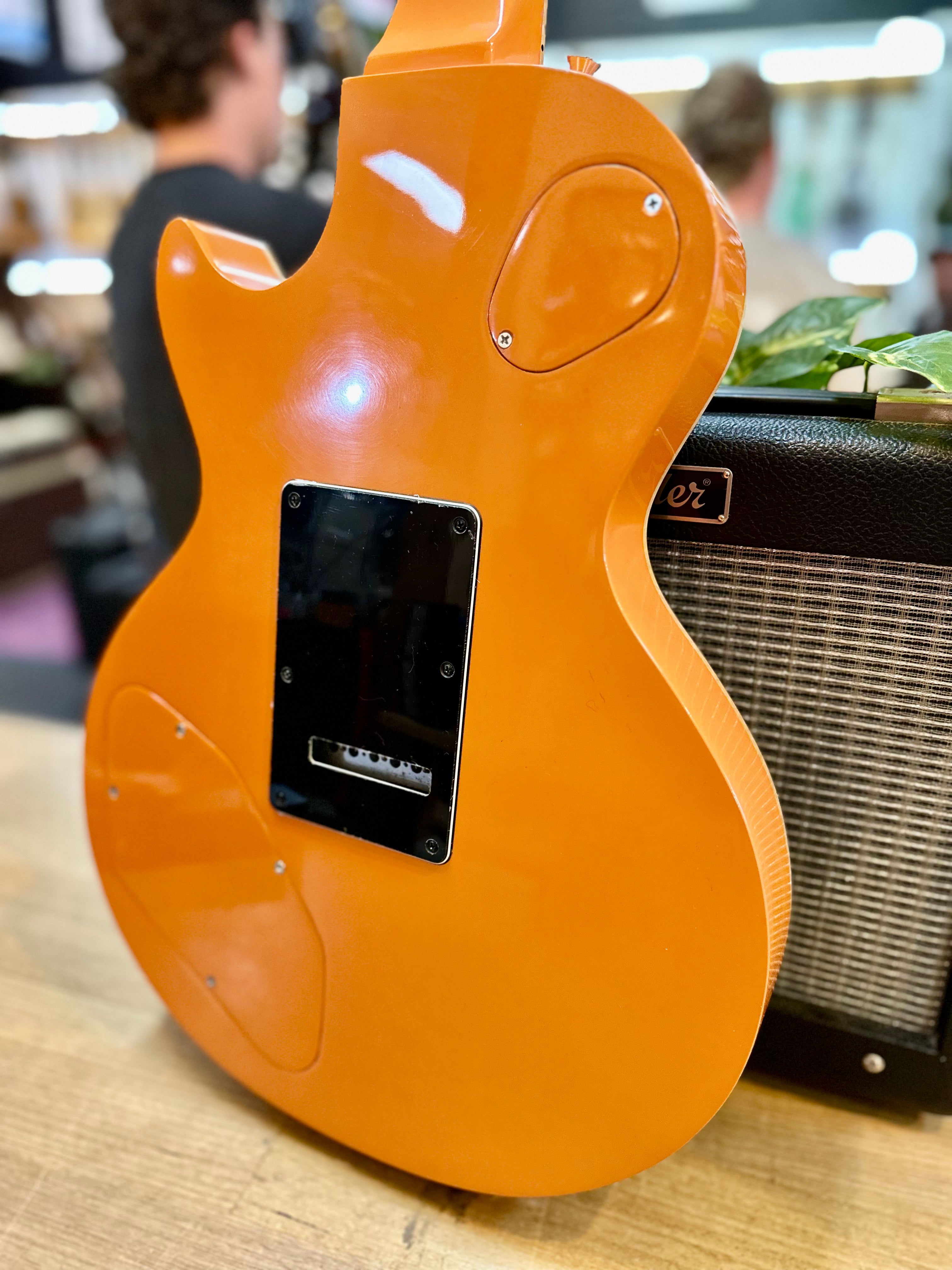 Grant | Flat Top | LP Style | Capri Orange