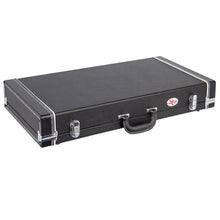  XTREME | PC220 | Vintage style pedal road case with removable lid