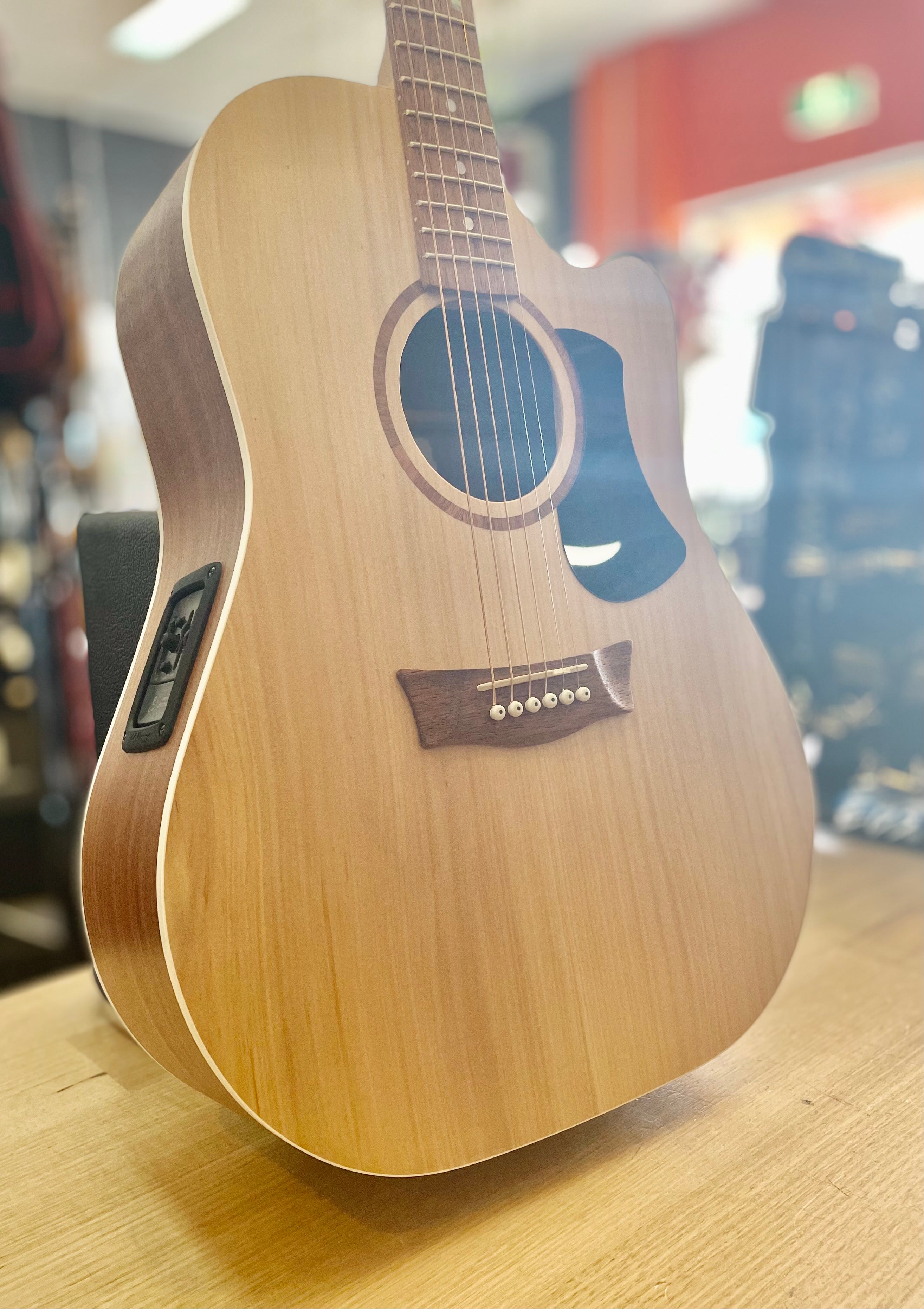 Pratley | D-SCE-BW/B | Blackwood & Bunya | LR Baggs P/UP | Made in Australia