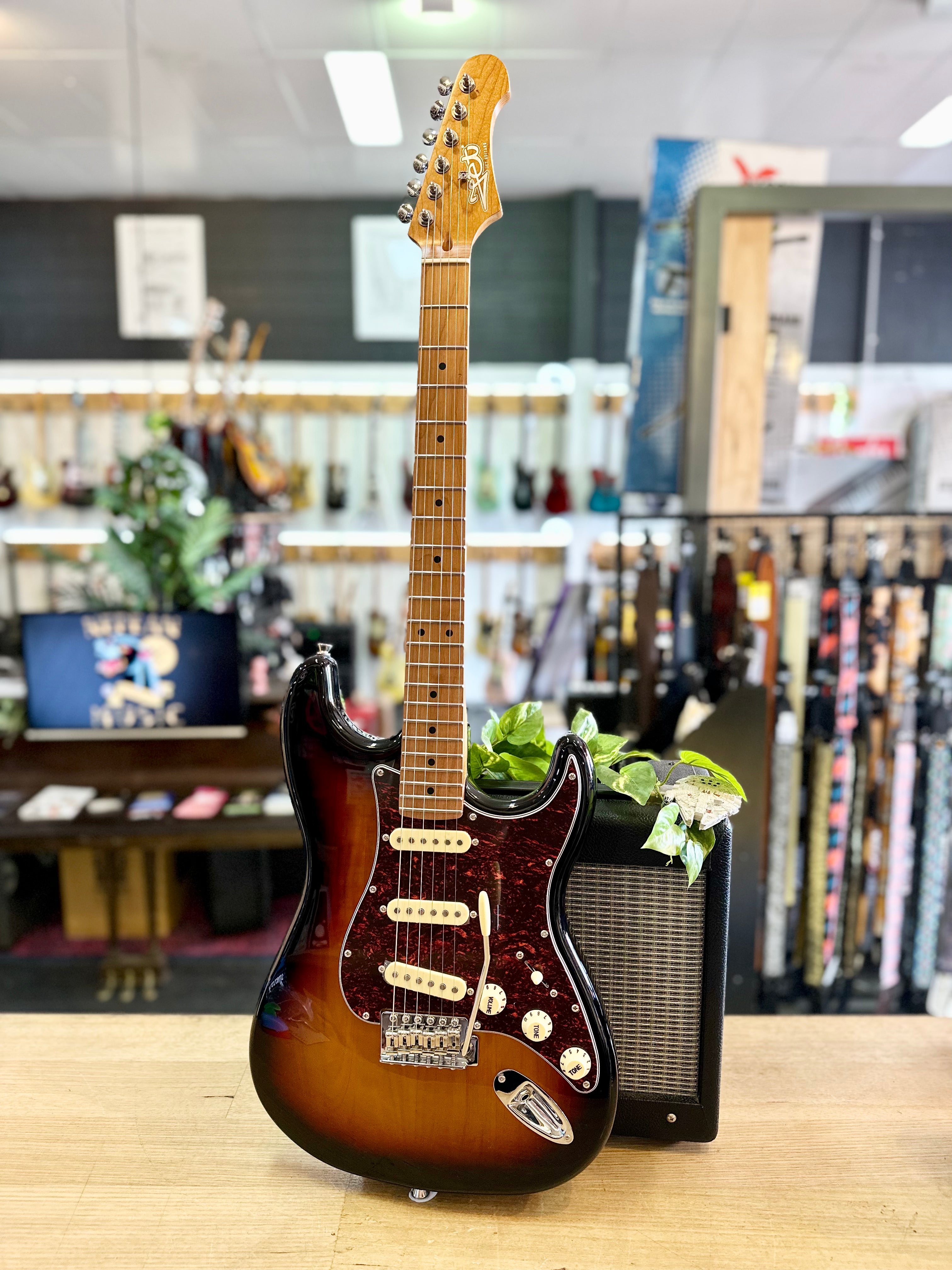 Jet Guitars | JS300 | SSS | Sunburst