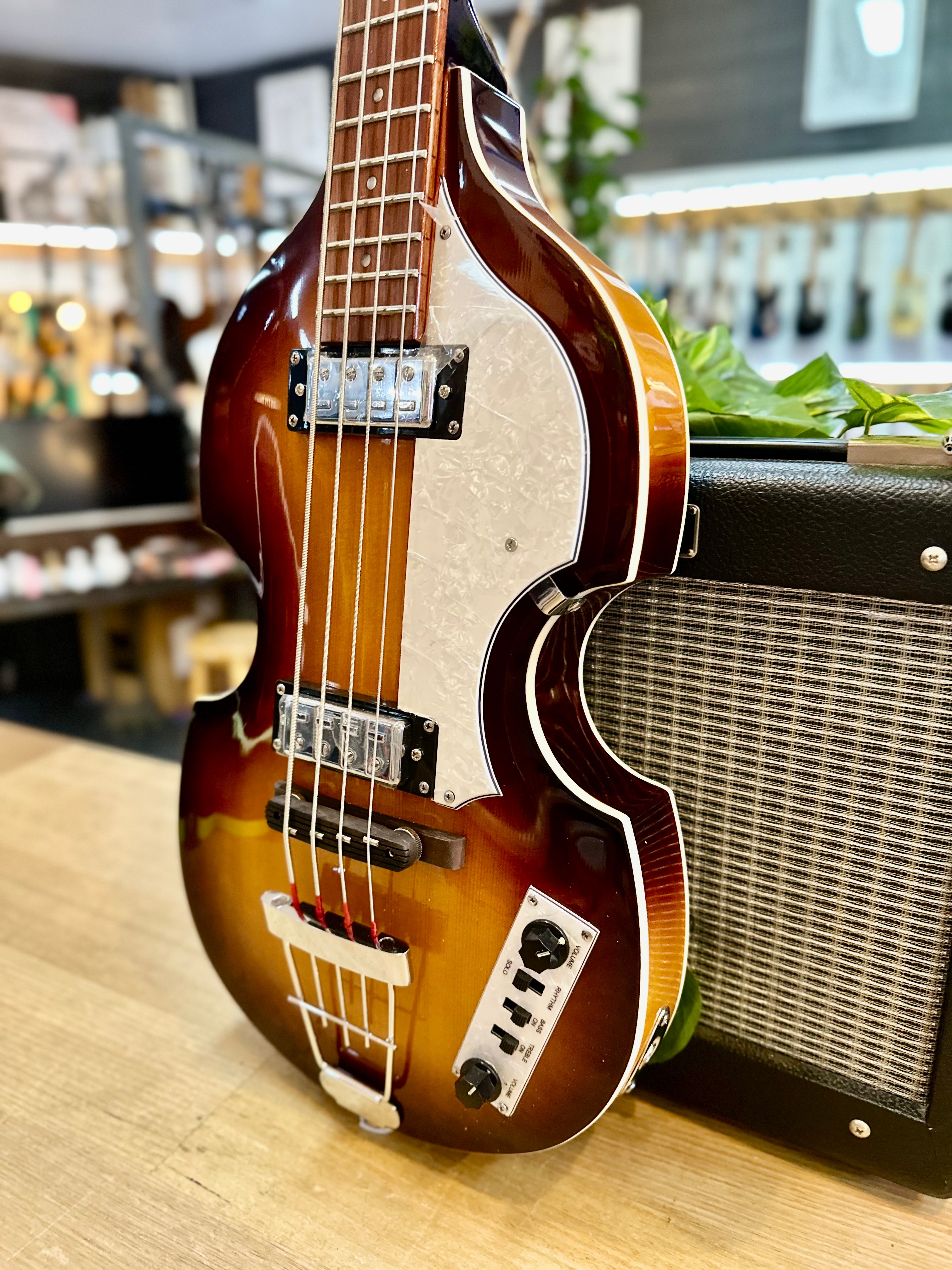 Höfner | Ignition Series | Violin Bass | Sunburst | With Hard Case