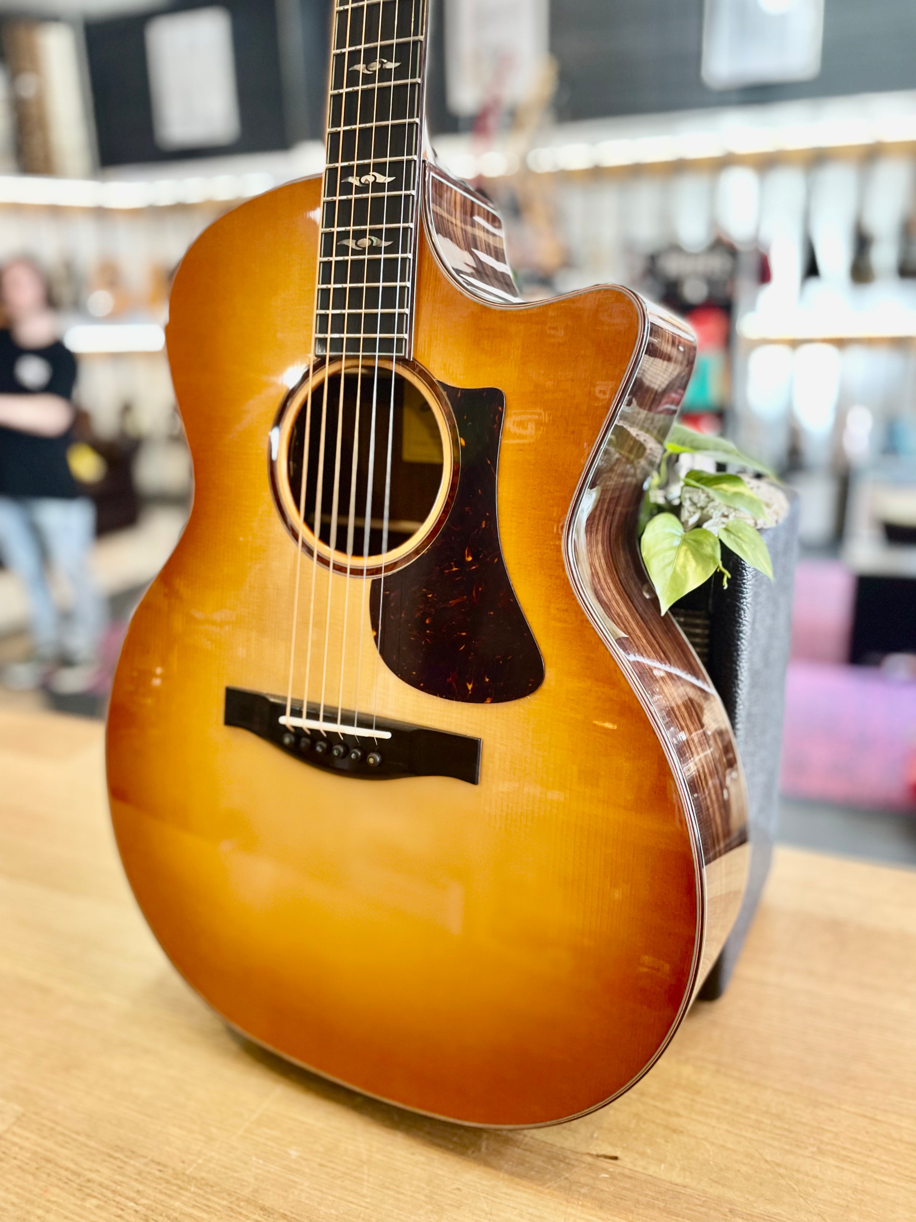 Eastman | AC722CEDF | All Solid DLX Rosewood | Acoustic-Electric