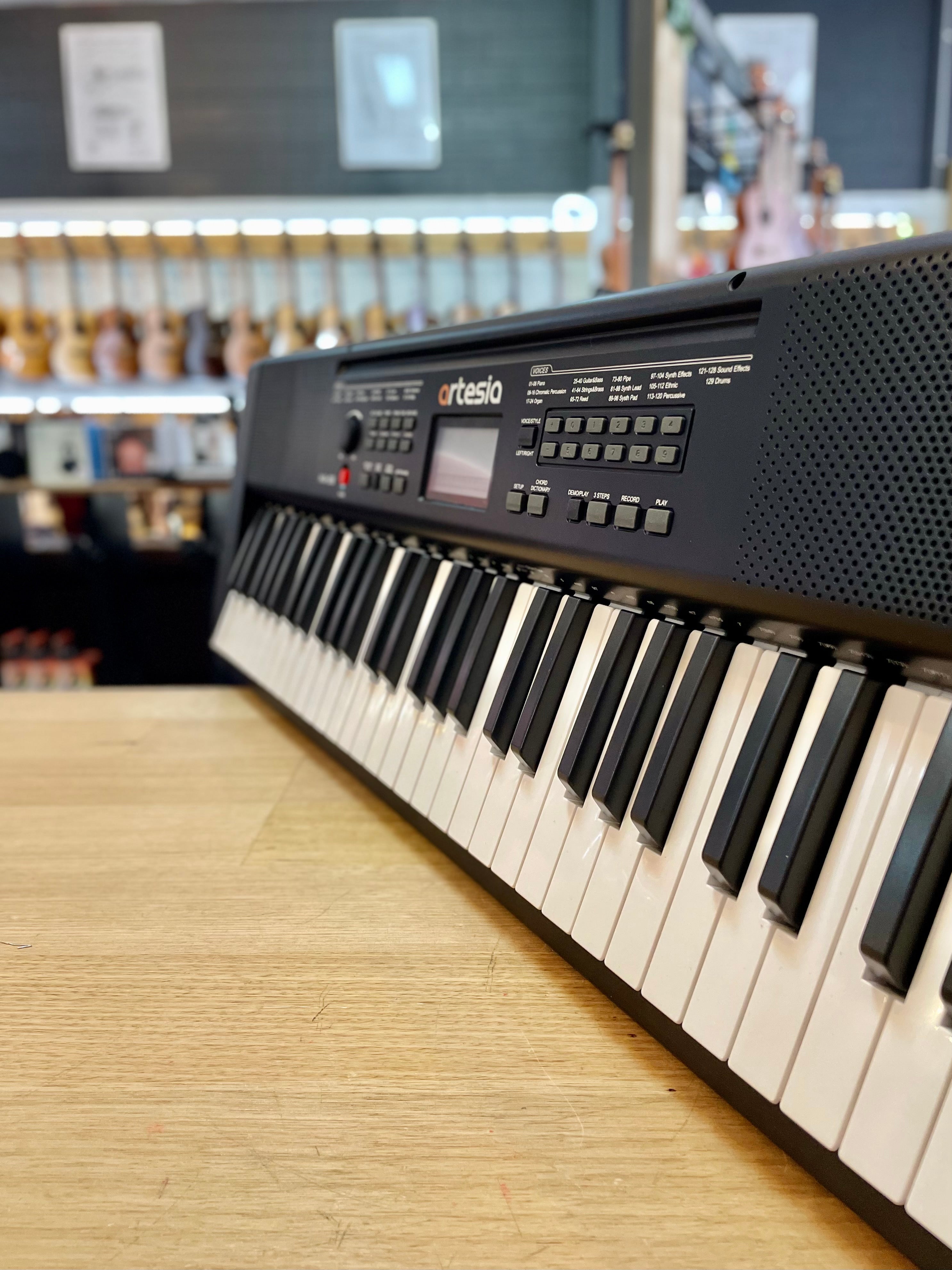 Artesia | MA-88 | 61 Key | Touch Sensitive | Keyboard | with Headphones